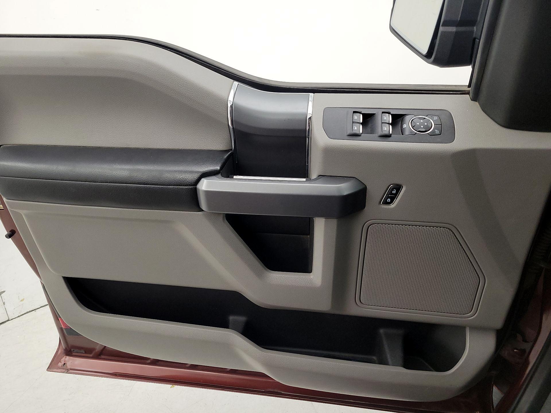 Thumbnail: 2016 Ford F-150 - 12