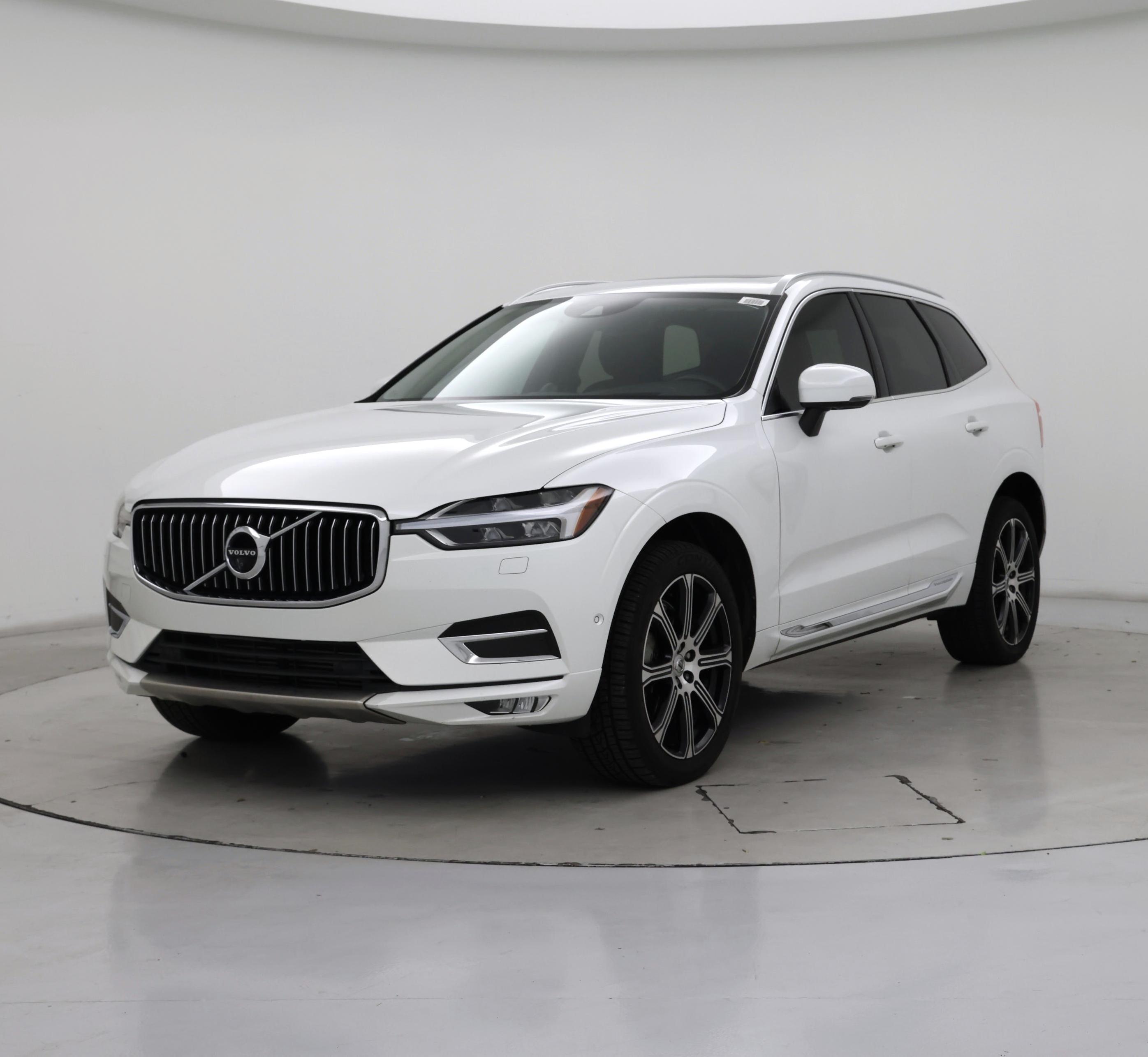 Thumbnail: 2019 Volvo XC60 - 4