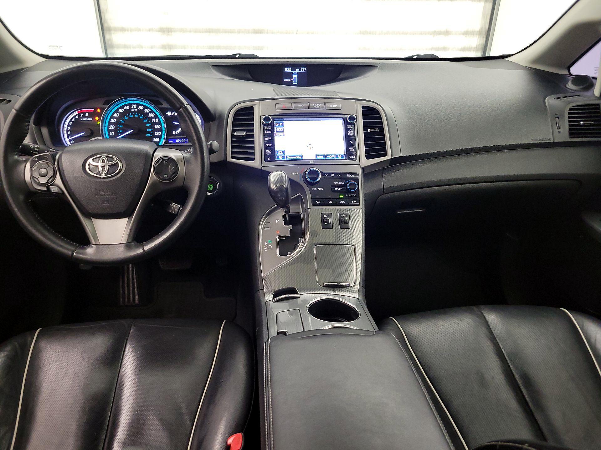 Thumbnail: 2014 Toyota Venza - 9