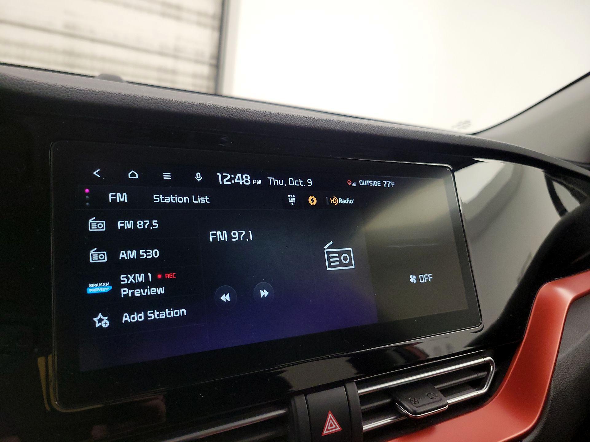 Thumbnail: 2020 Kia Niro - 16