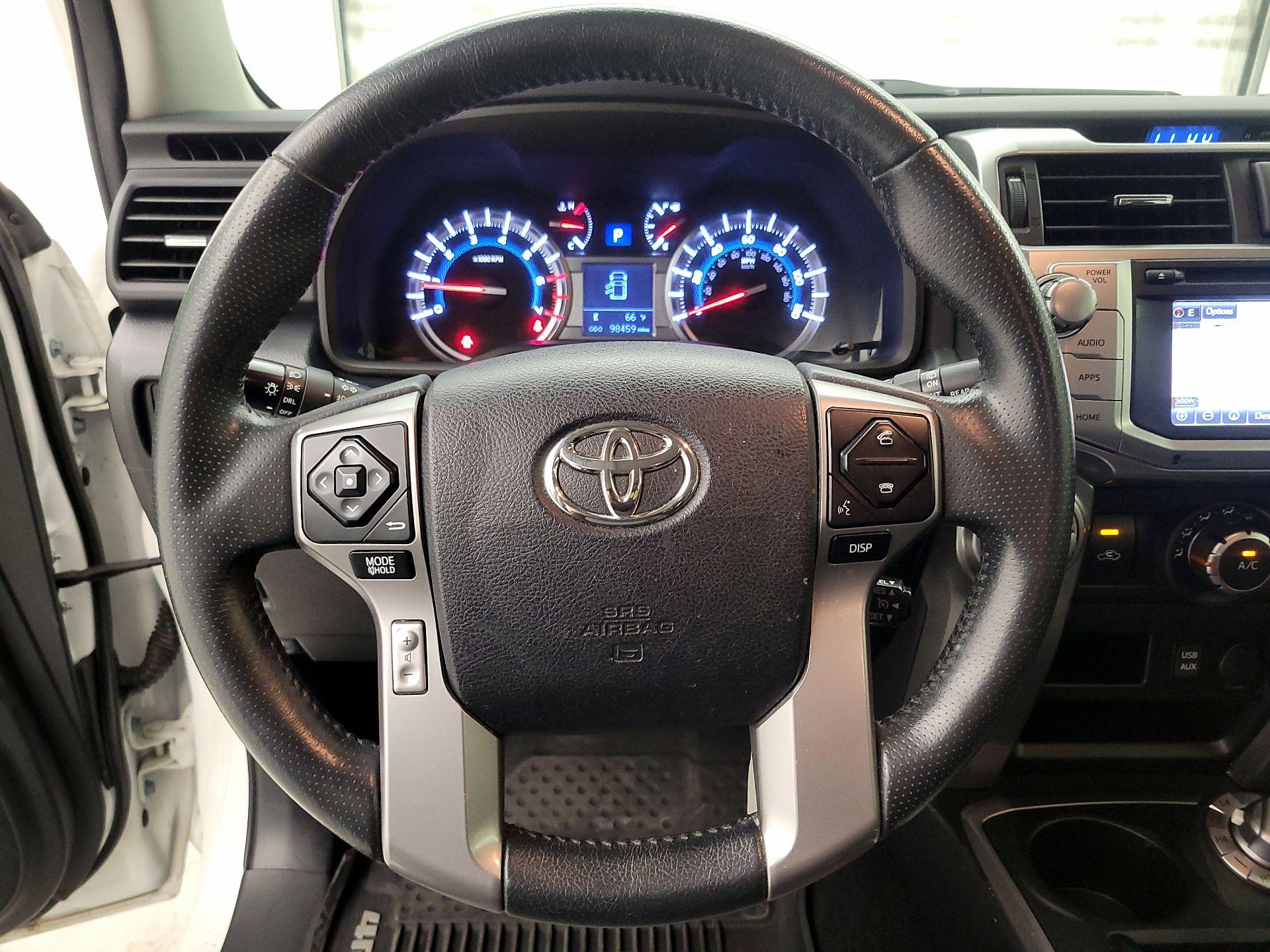 Thumbnail: 2018 Toyota 4Runner - 10