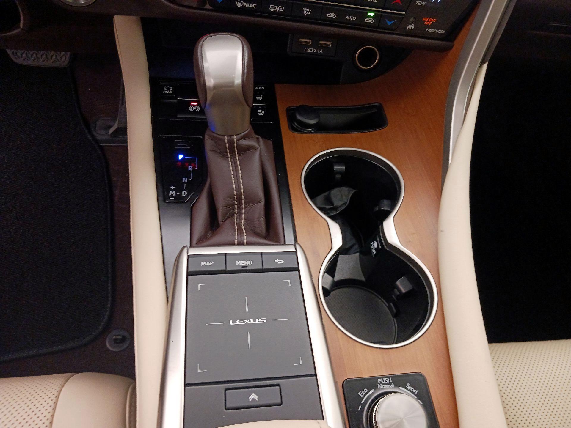 Thumbnail: 2020 Lexus RX - 18