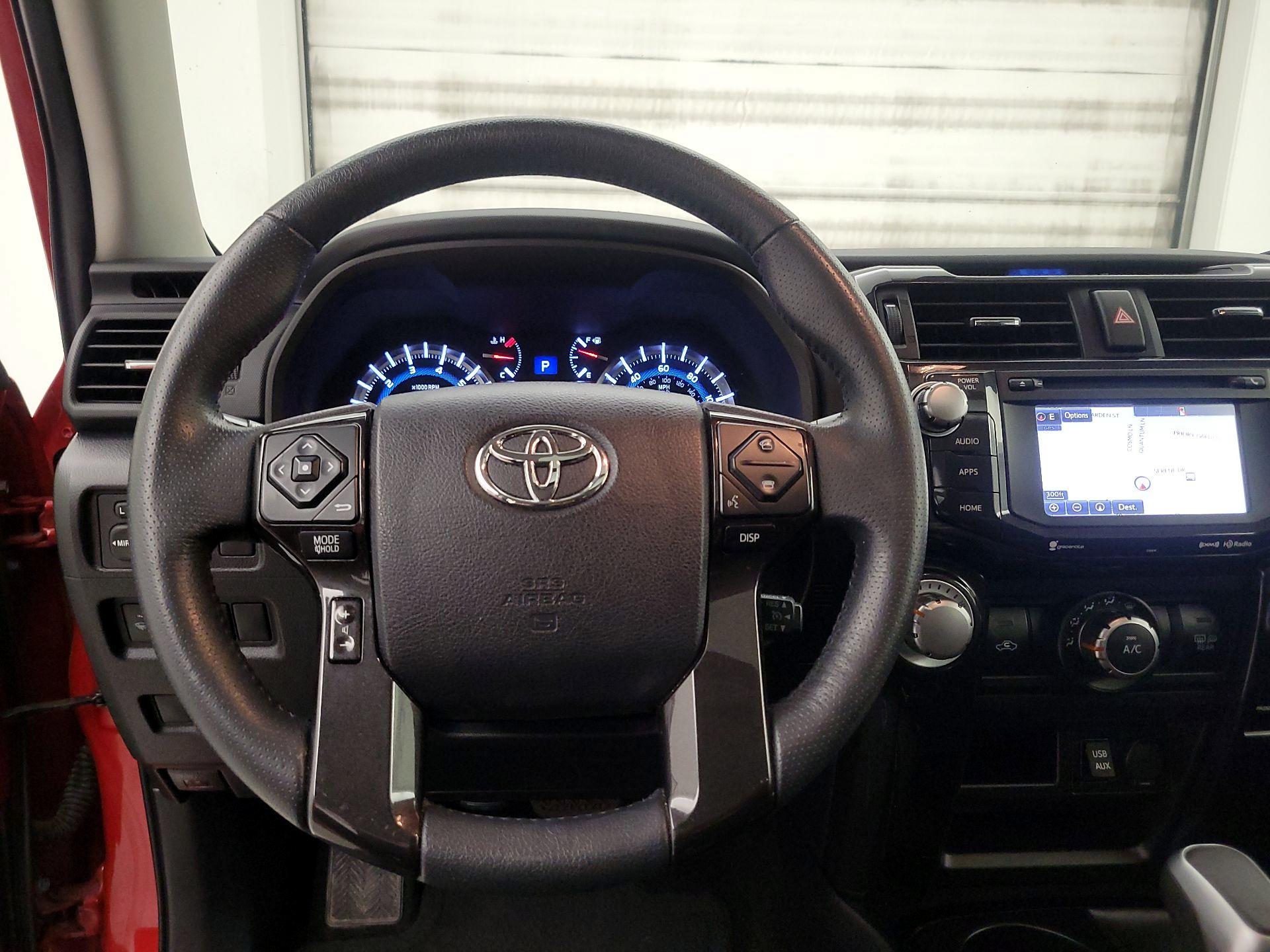 Thumbnail: 2019 Toyota 4Runner - 10