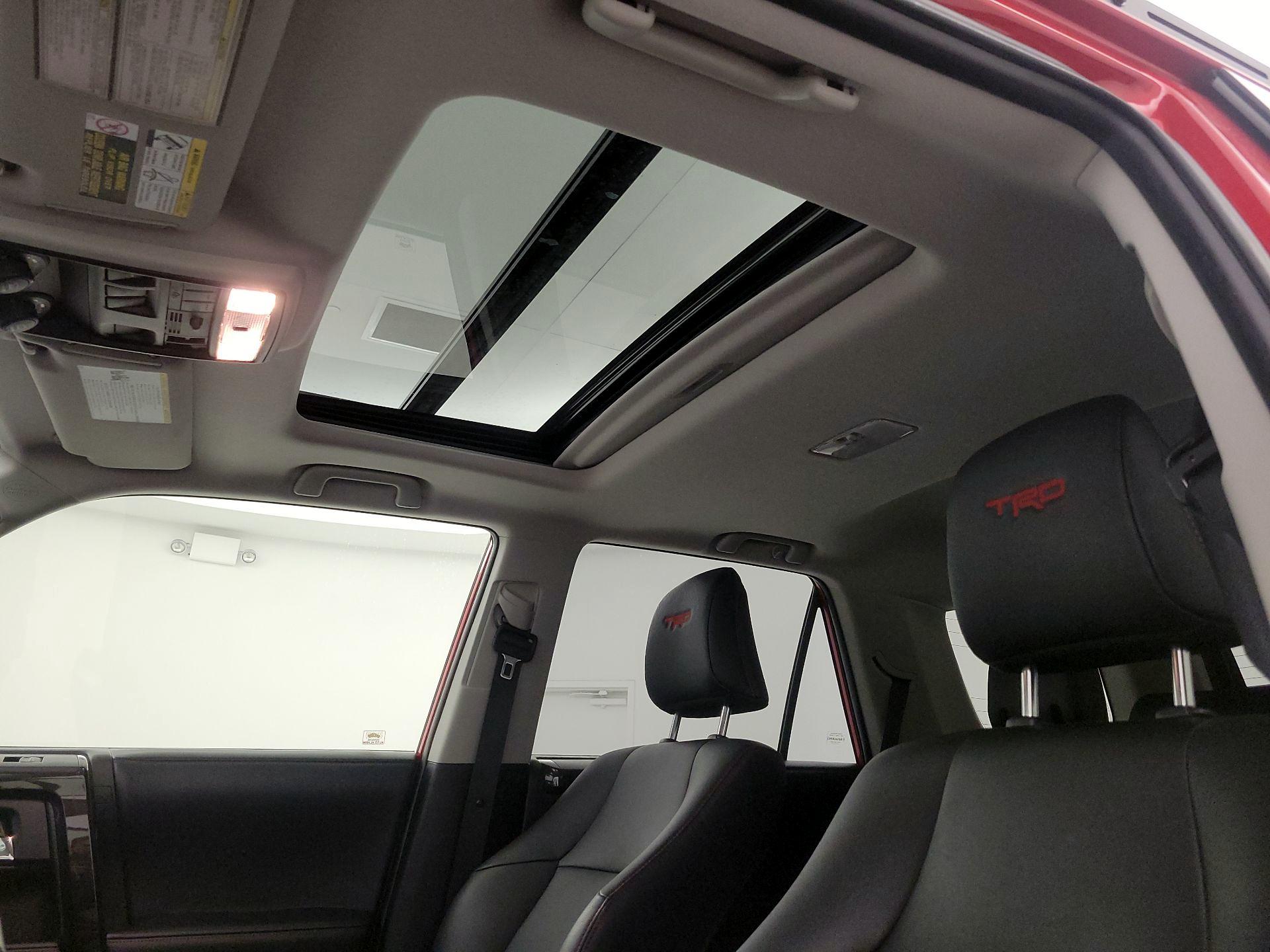 Thumbnail: 2019 Toyota 4Runner - 20