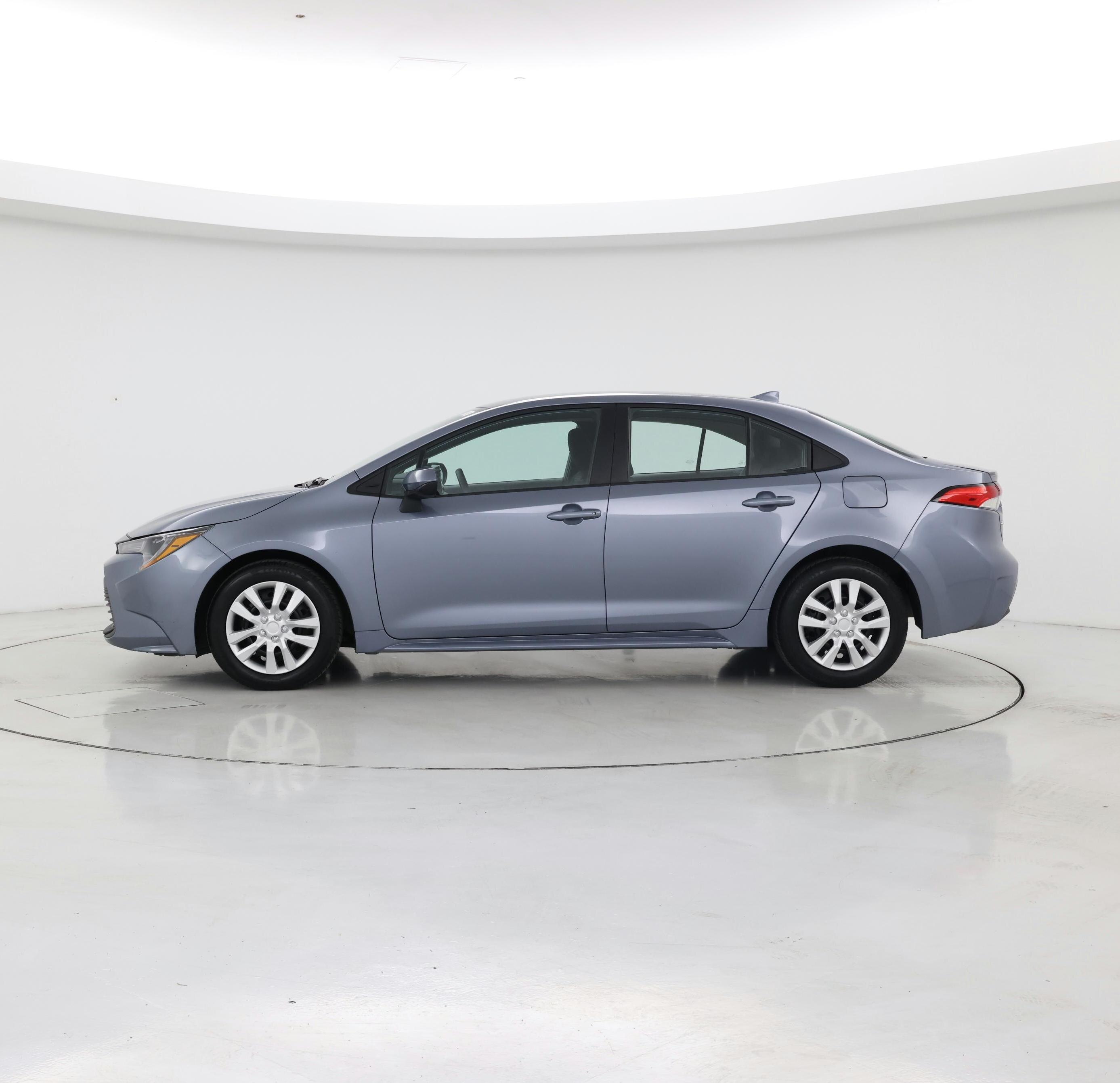 Thumbnail: 2024 Toyota Corolla - 3