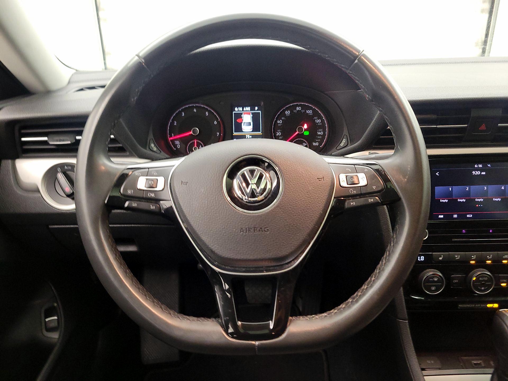 Thumbnail: 2022 Volkswagen Passat - 10