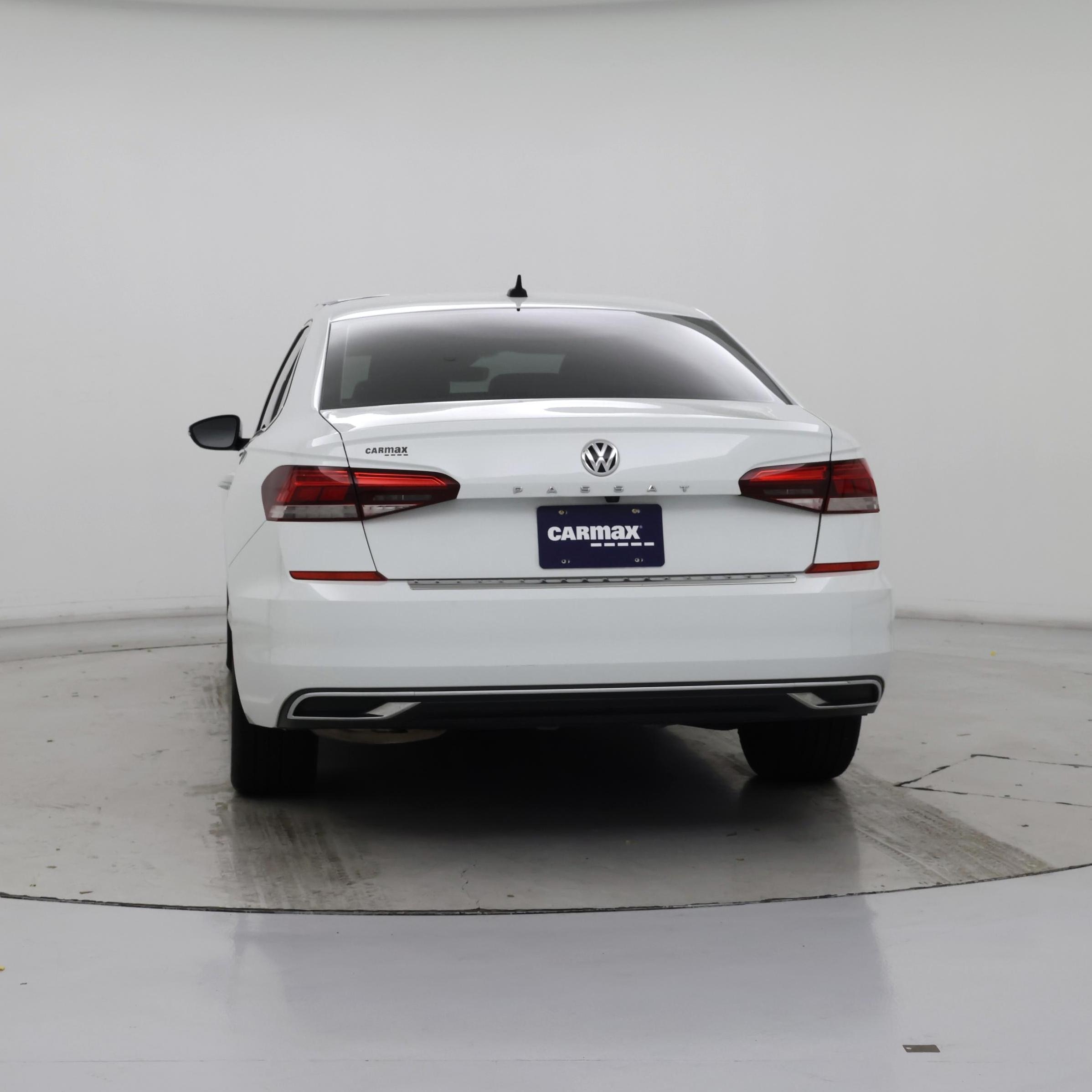 Thumbnail: 2022 Volkswagen Passat - 6