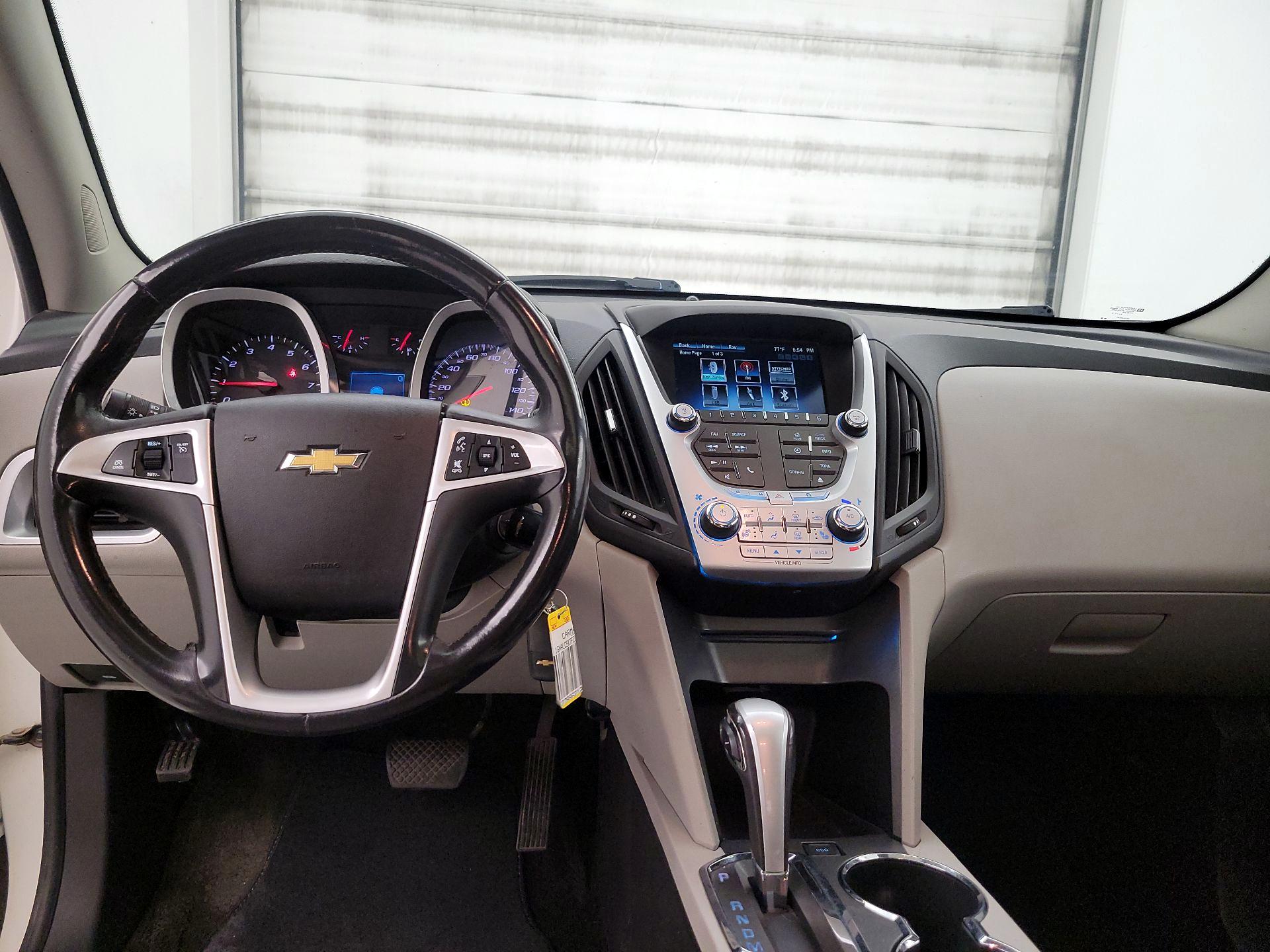 Thumbnail: 2015 Chevrolet Equinox - 9