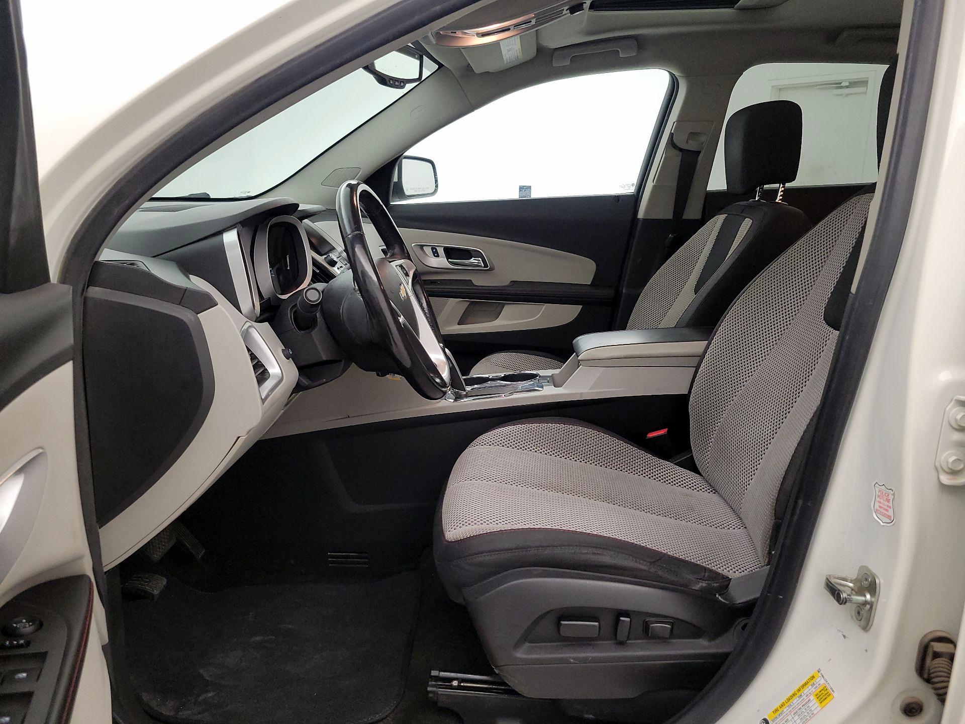 Thumbnail: 2015 Chevrolet Equinox - 11