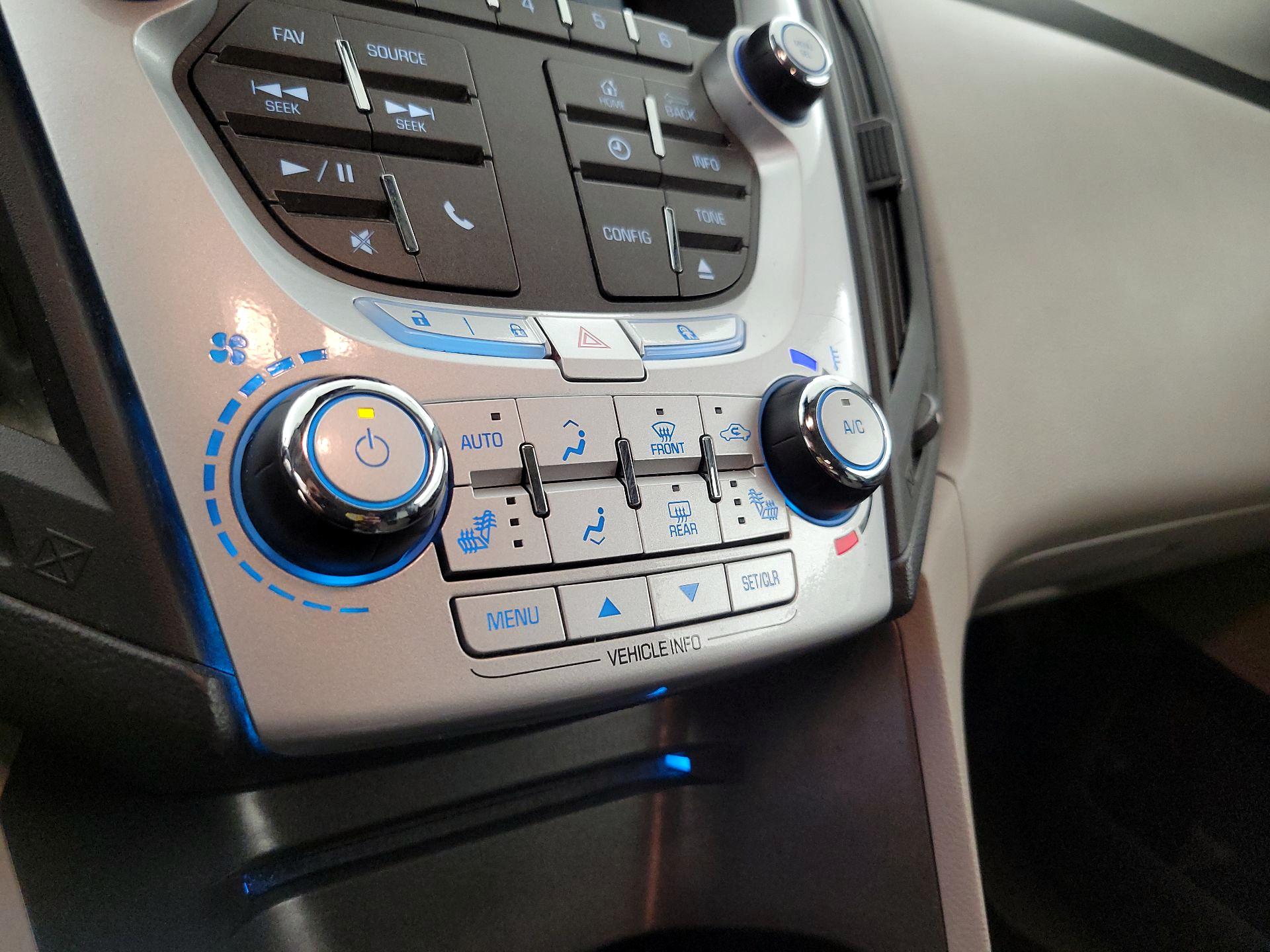 Thumbnail: 2015 Chevrolet Equinox - 16