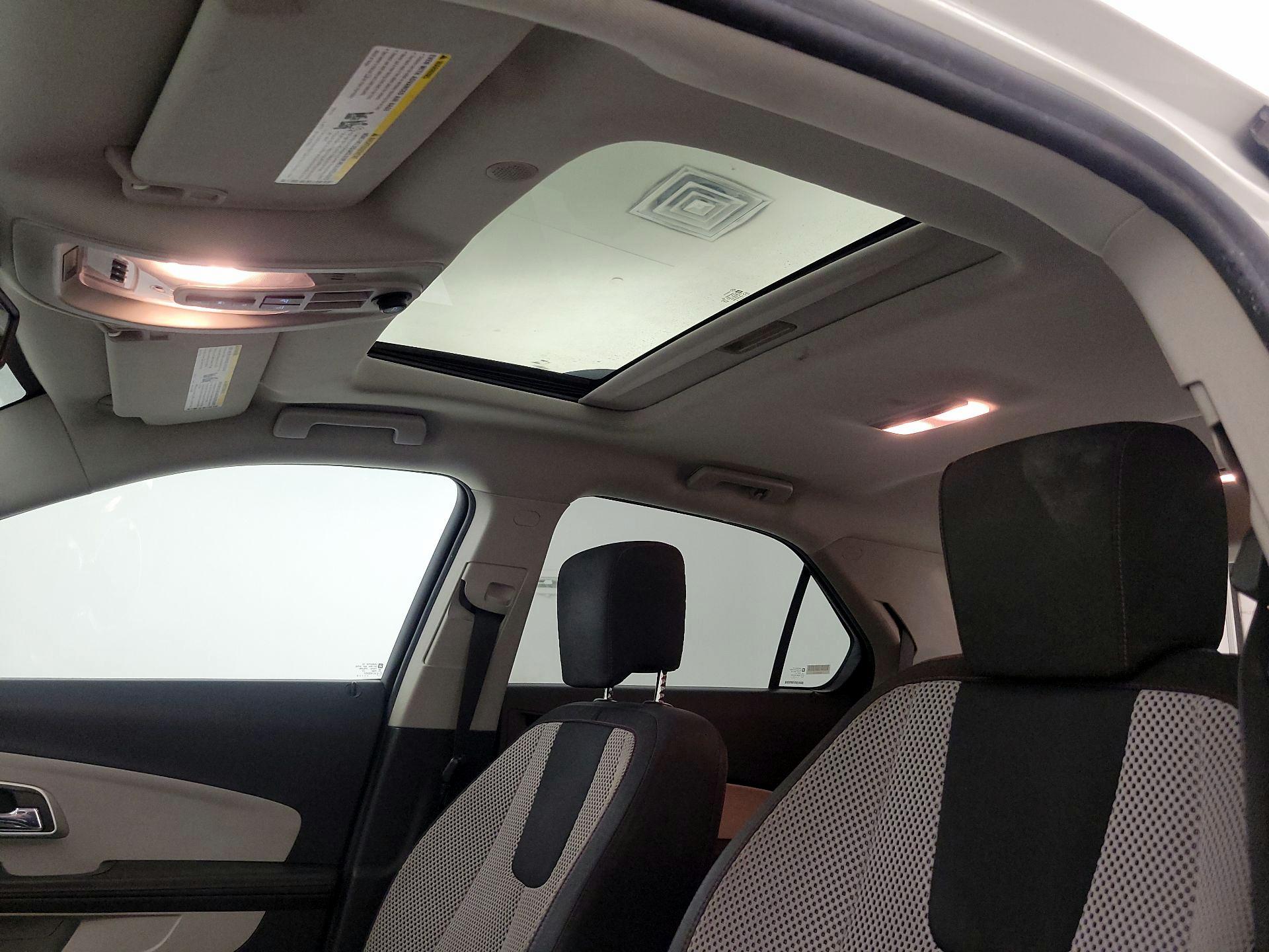 Thumbnail: 2015 Chevrolet Equinox - 18