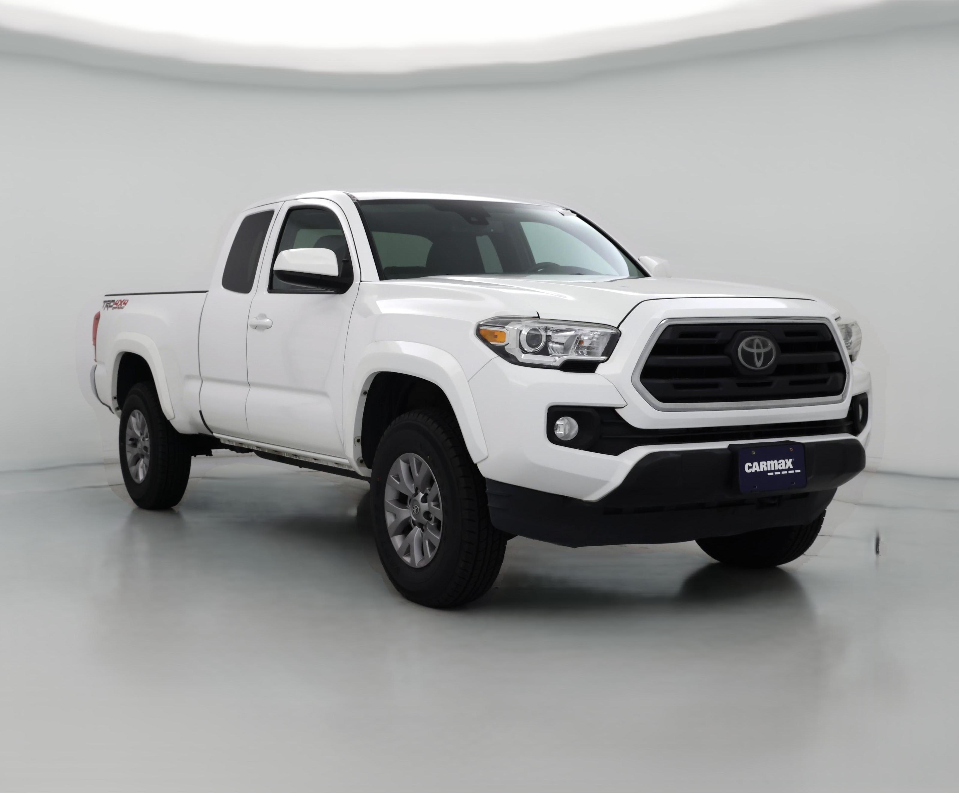 Thumbnail: 2018 Toyota Tacoma - 1
