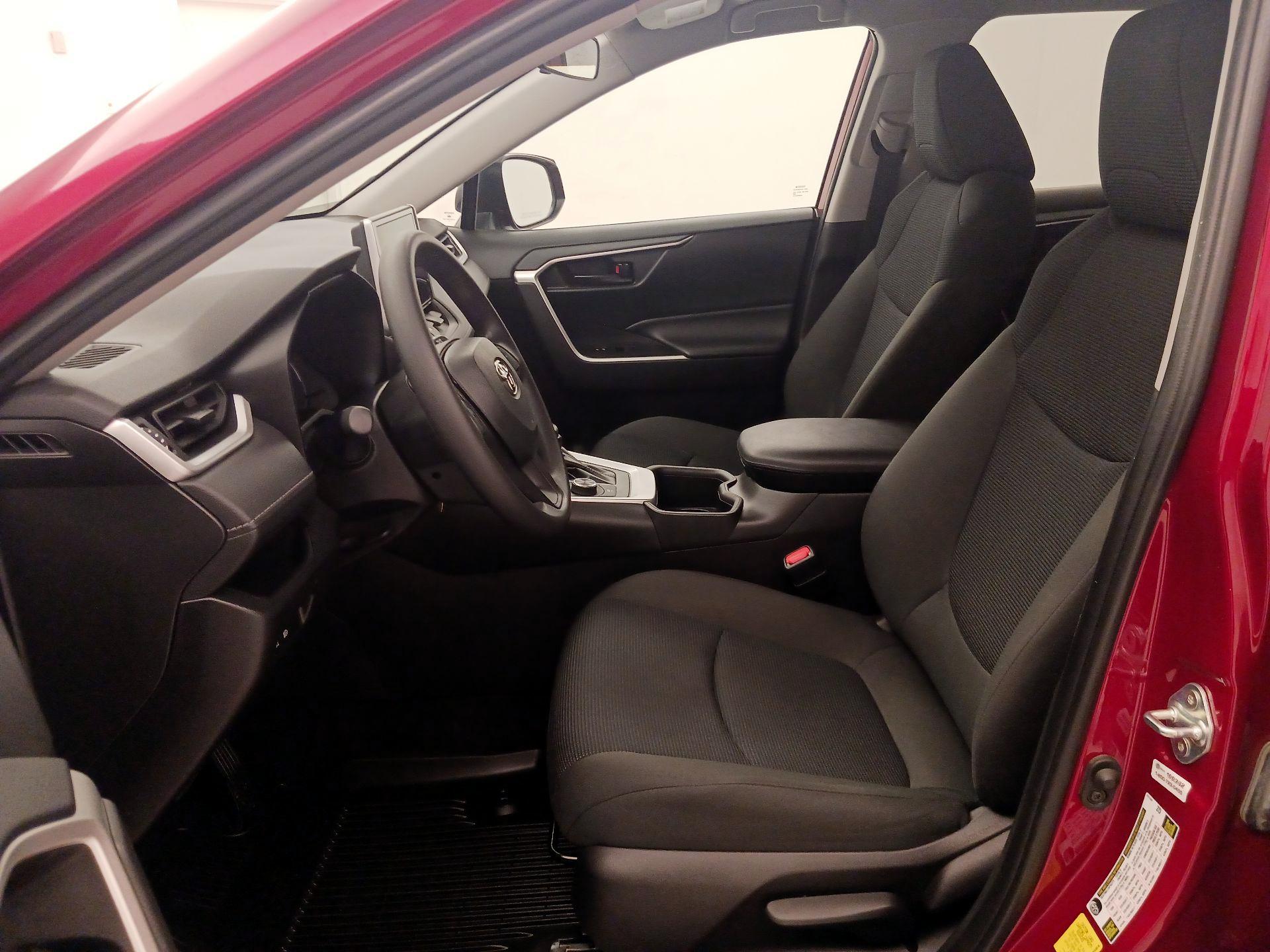 Thumbnail: 2024 Toyota RAV4 - 11