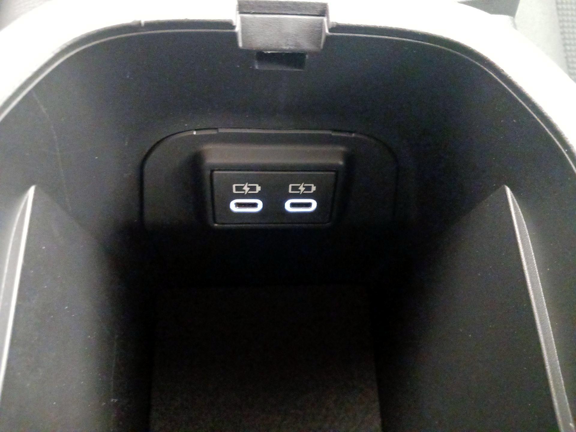 Thumbnail: 2024 Toyota RAV4 - 18