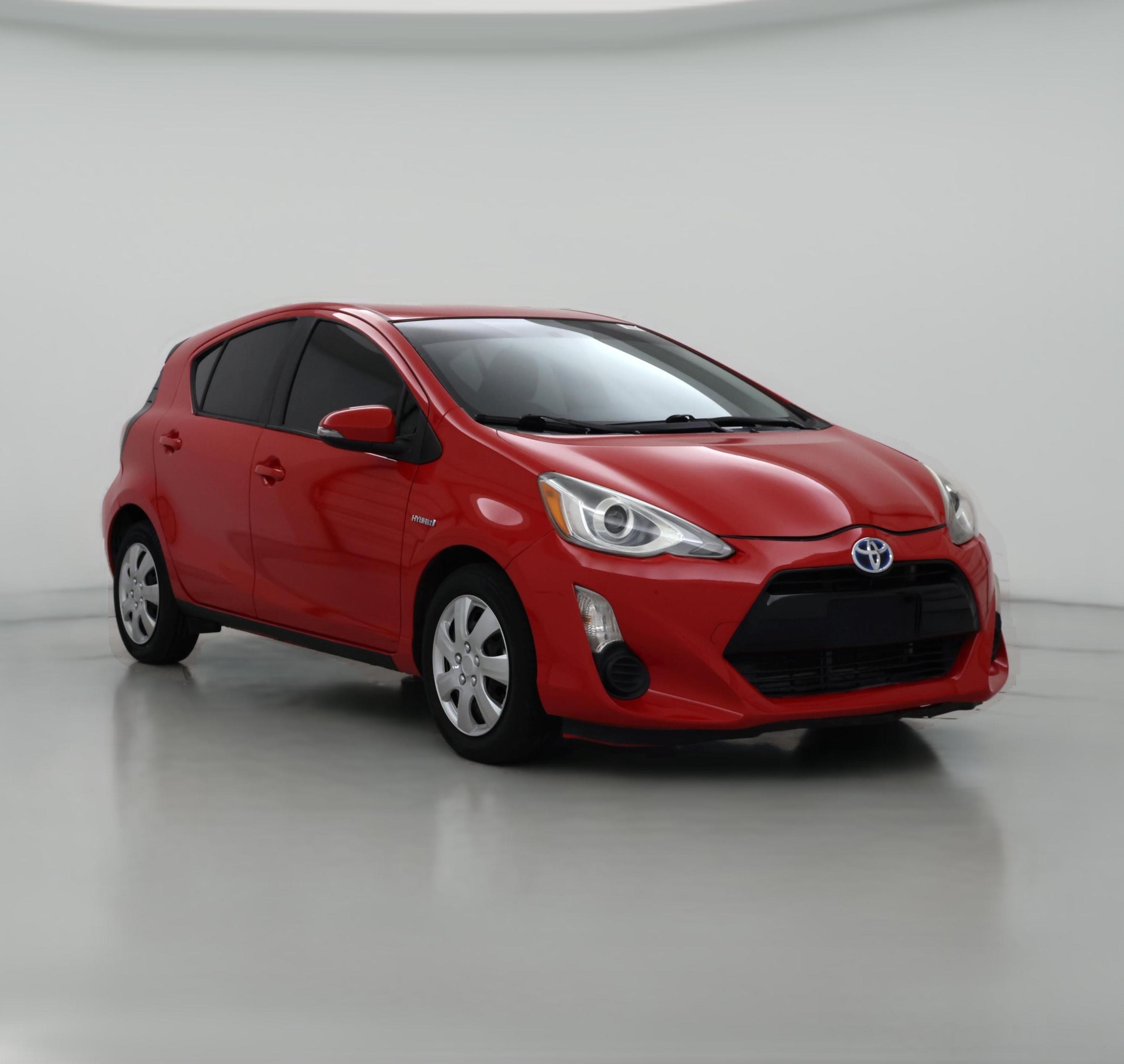 Thumbnail: 2015 Toyota Prius c - 1