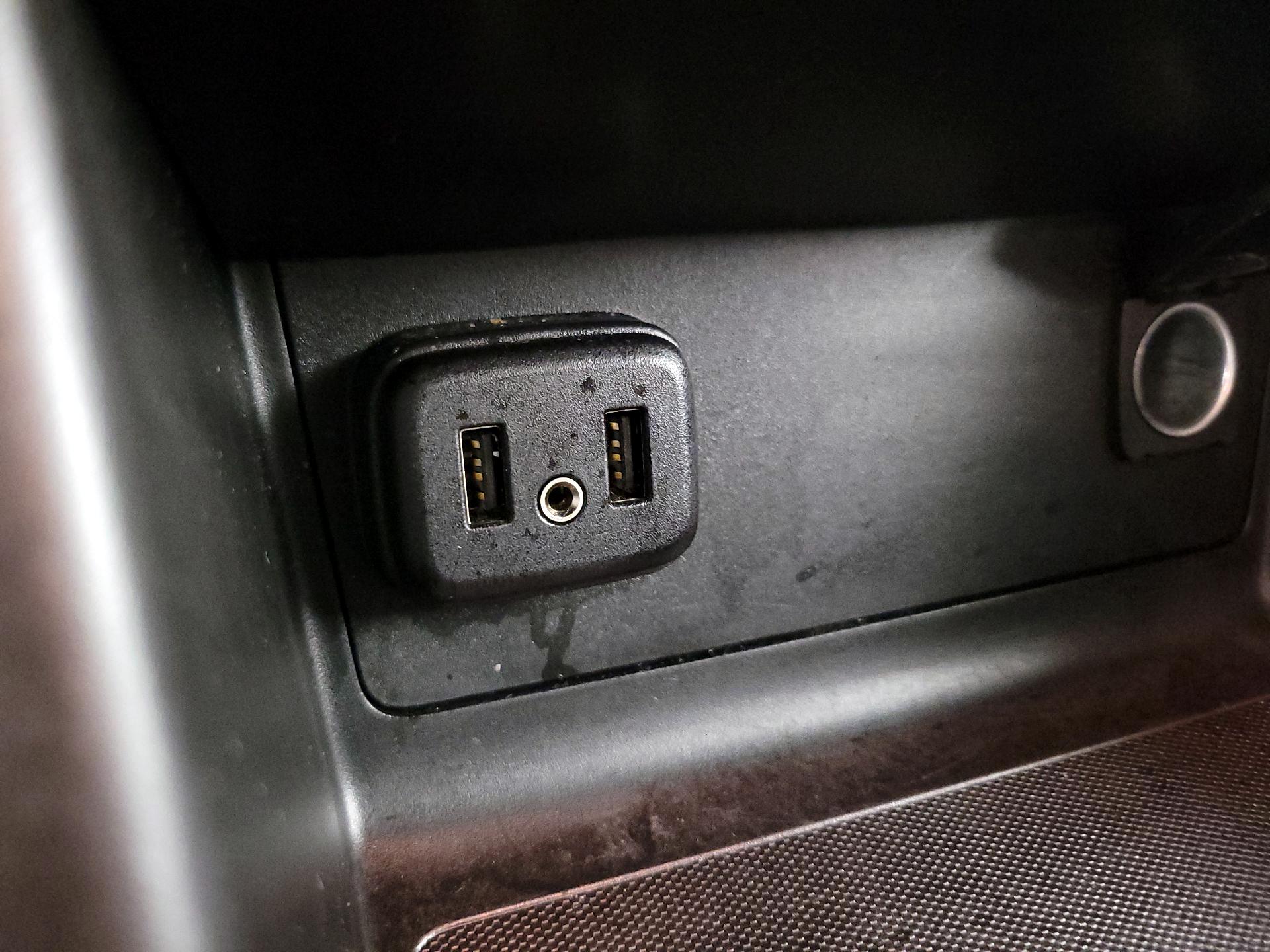 Thumbnail: 2021 Chevrolet Colorado - 18