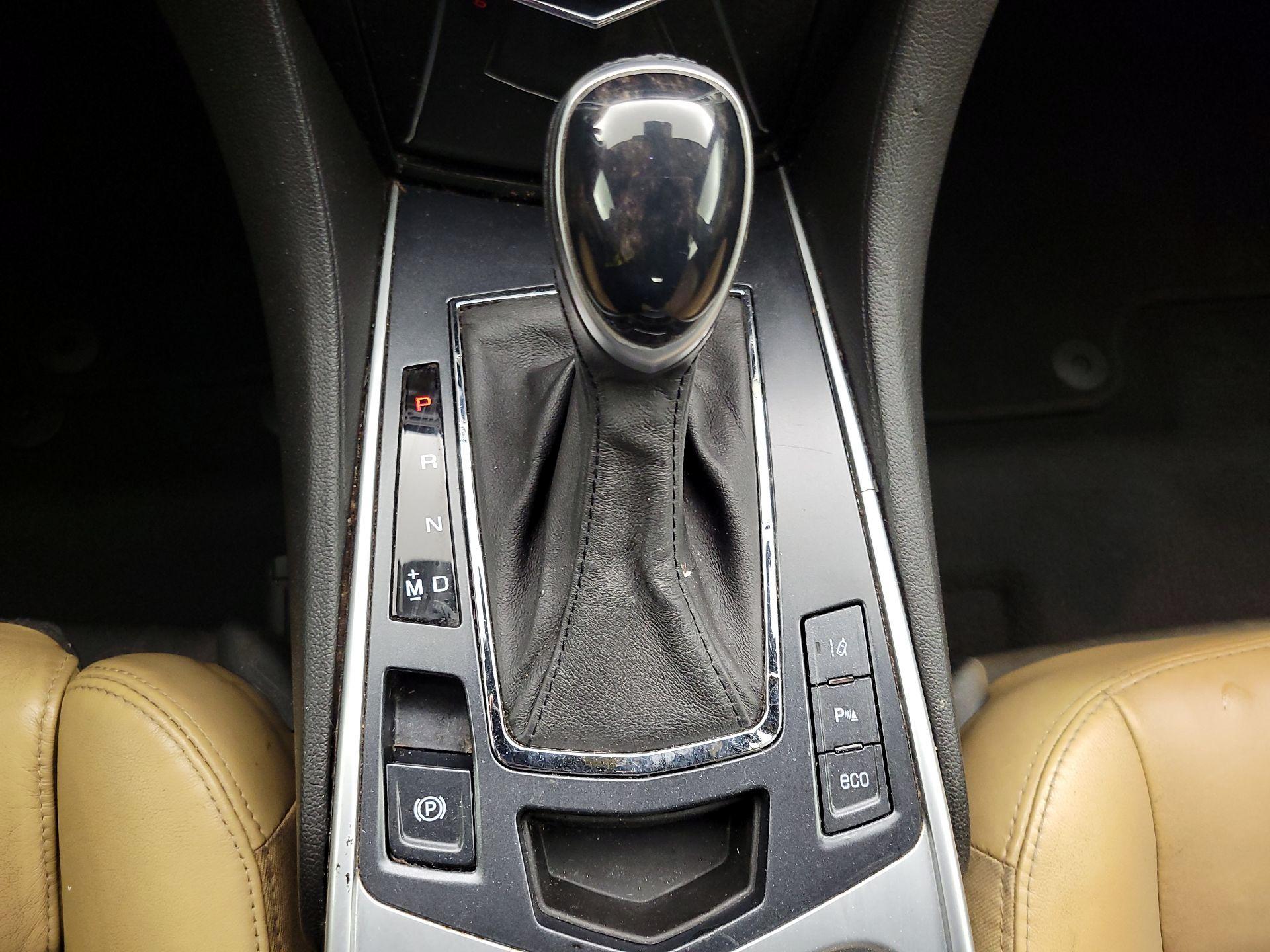 Thumbnail: 2016 Cadillac SRX - 18