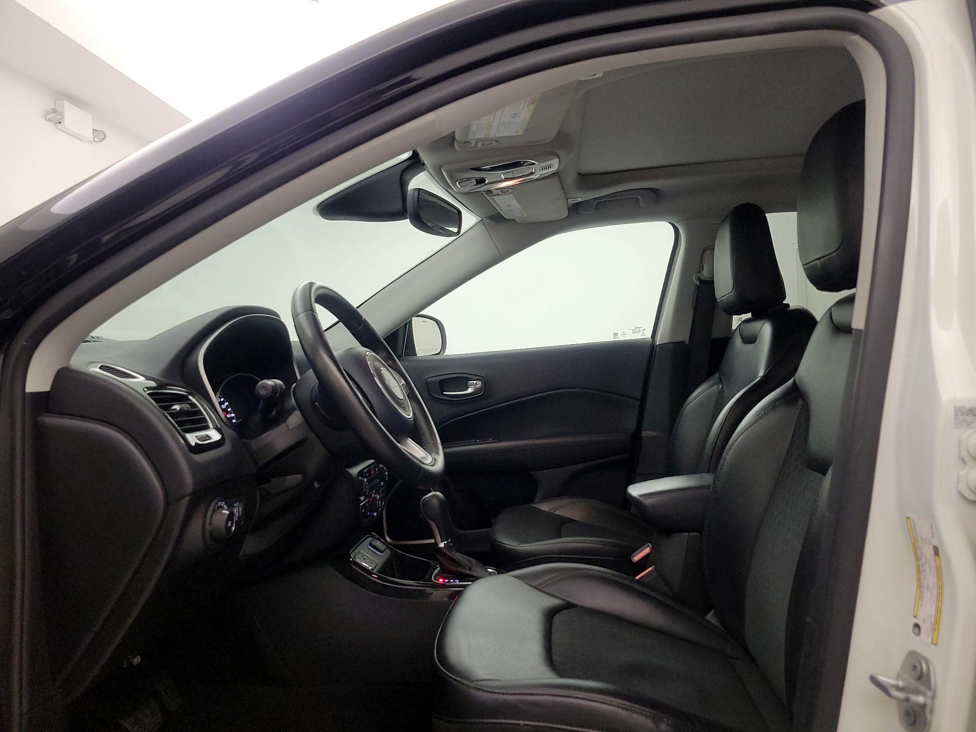 Thumbnail: 2019 Jeep Compass - 11