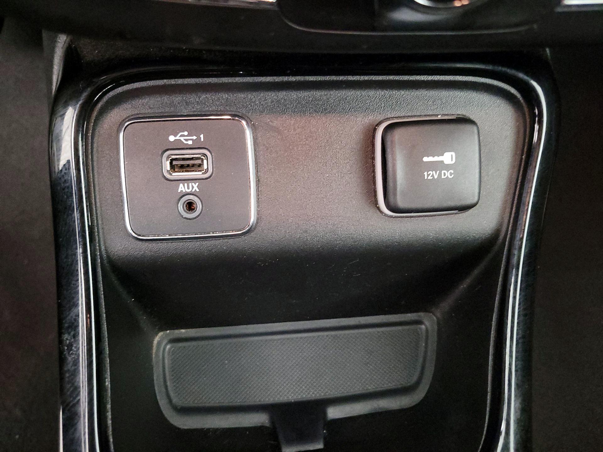 Thumbnail: 2019 Jeep Compass - 18