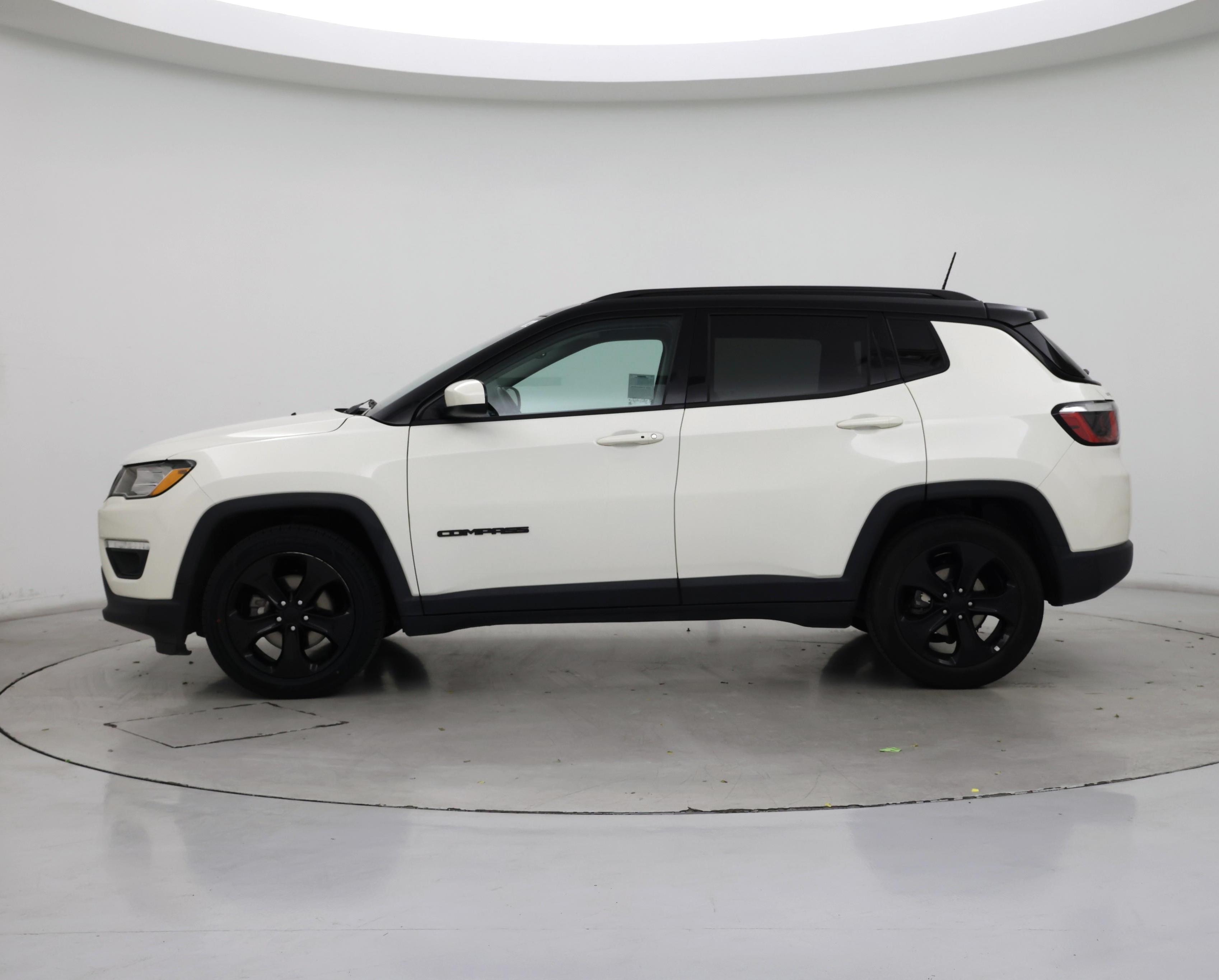 Thumbnail: 2019 Jeep Compass - 3