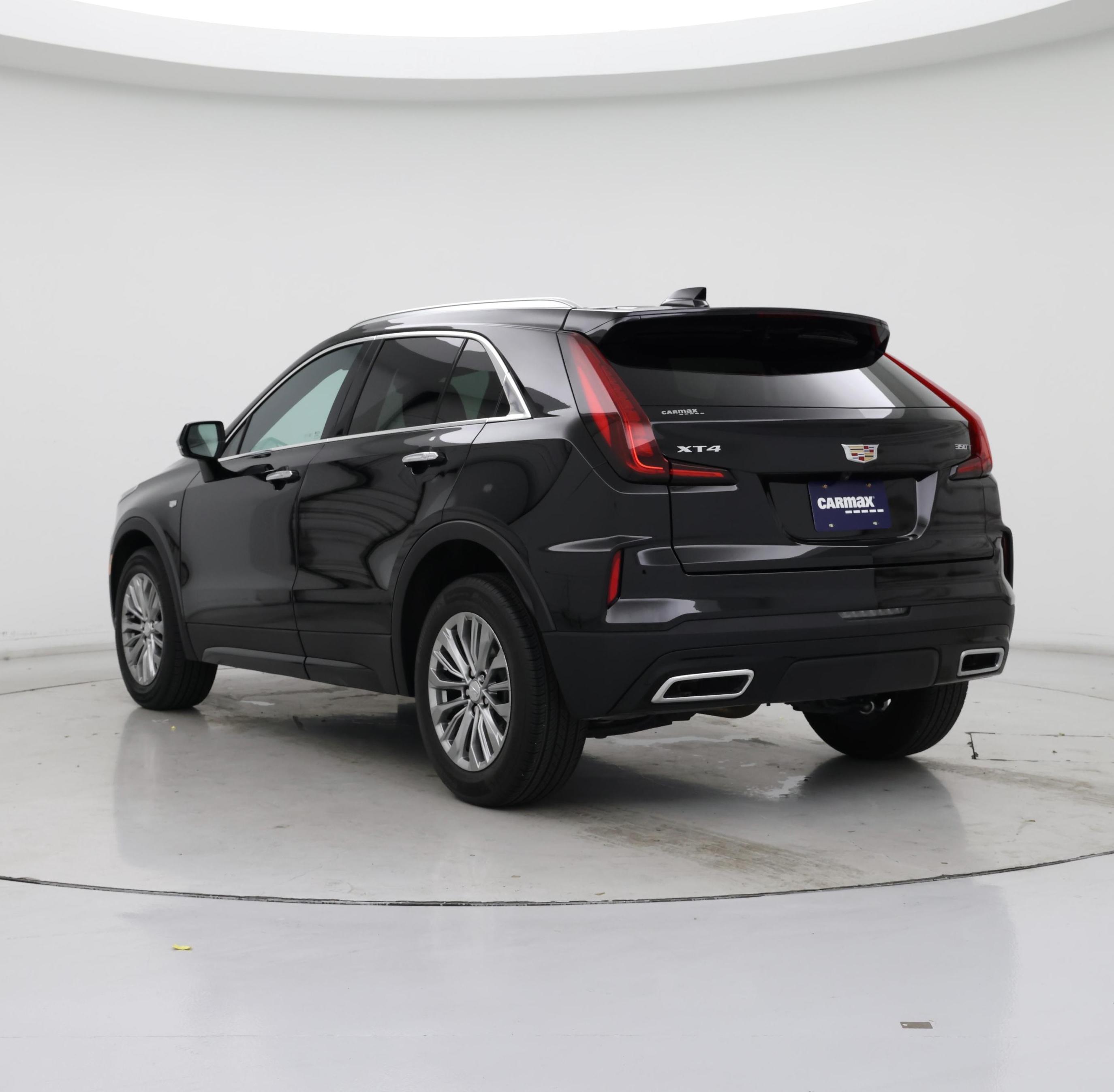 Thumbnail: 2024 Cadillac XT4 - 2