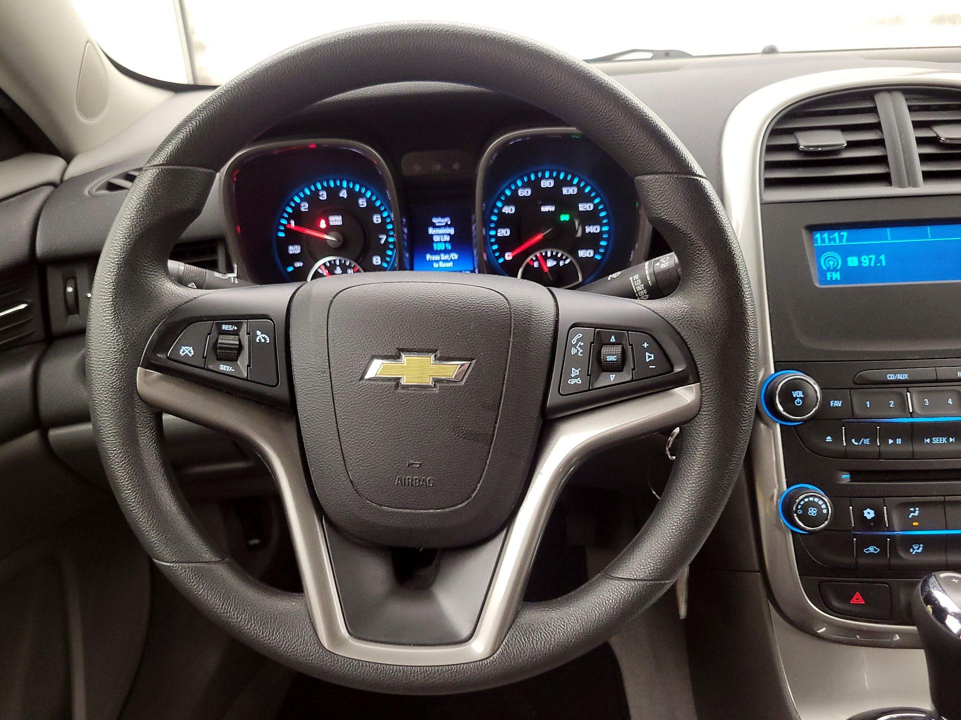 Thumbnail: 2014 Chevrolet Malibu - 10