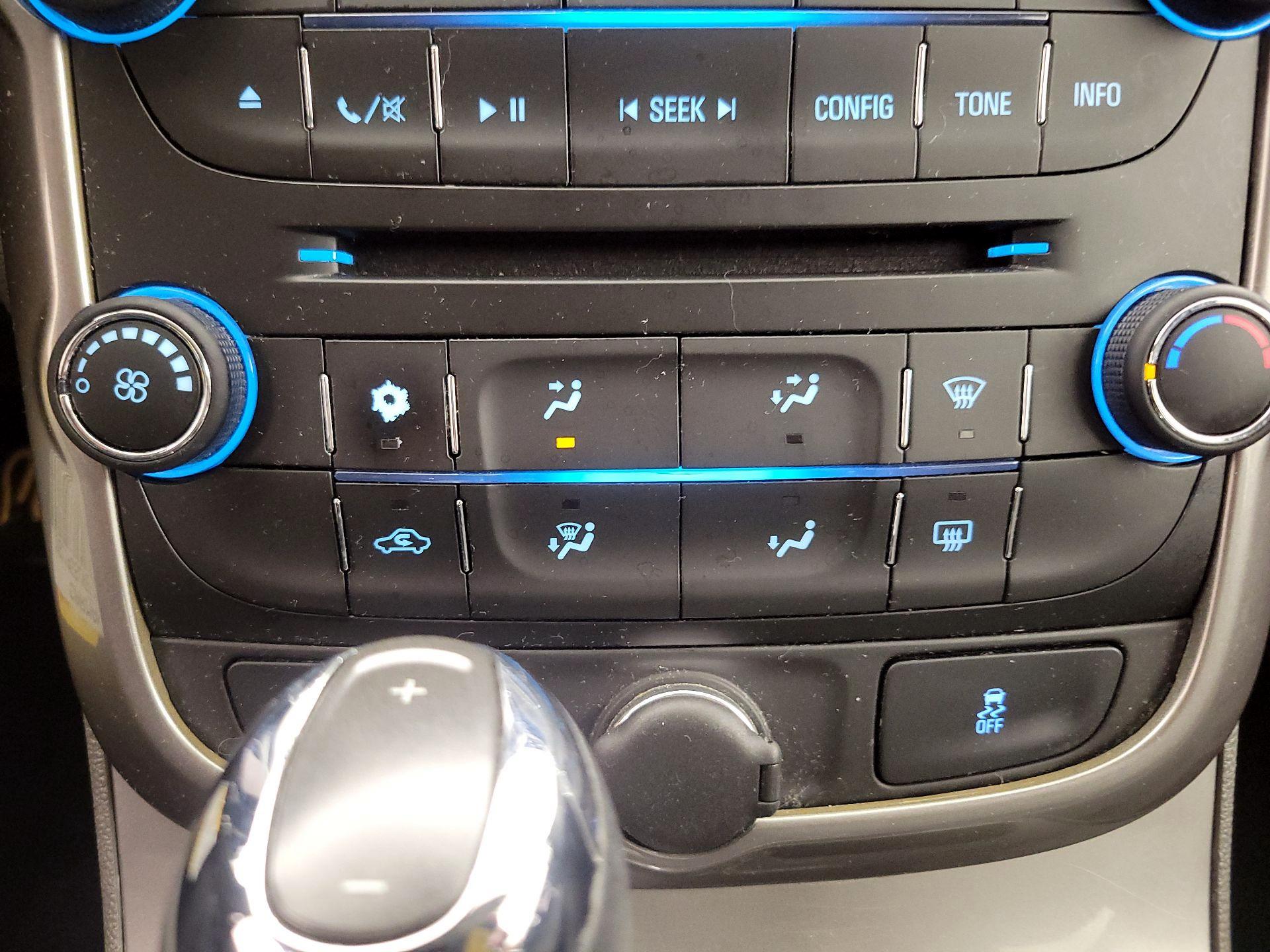 Thumbnail: 2014 Chevrolet Malibu - 15