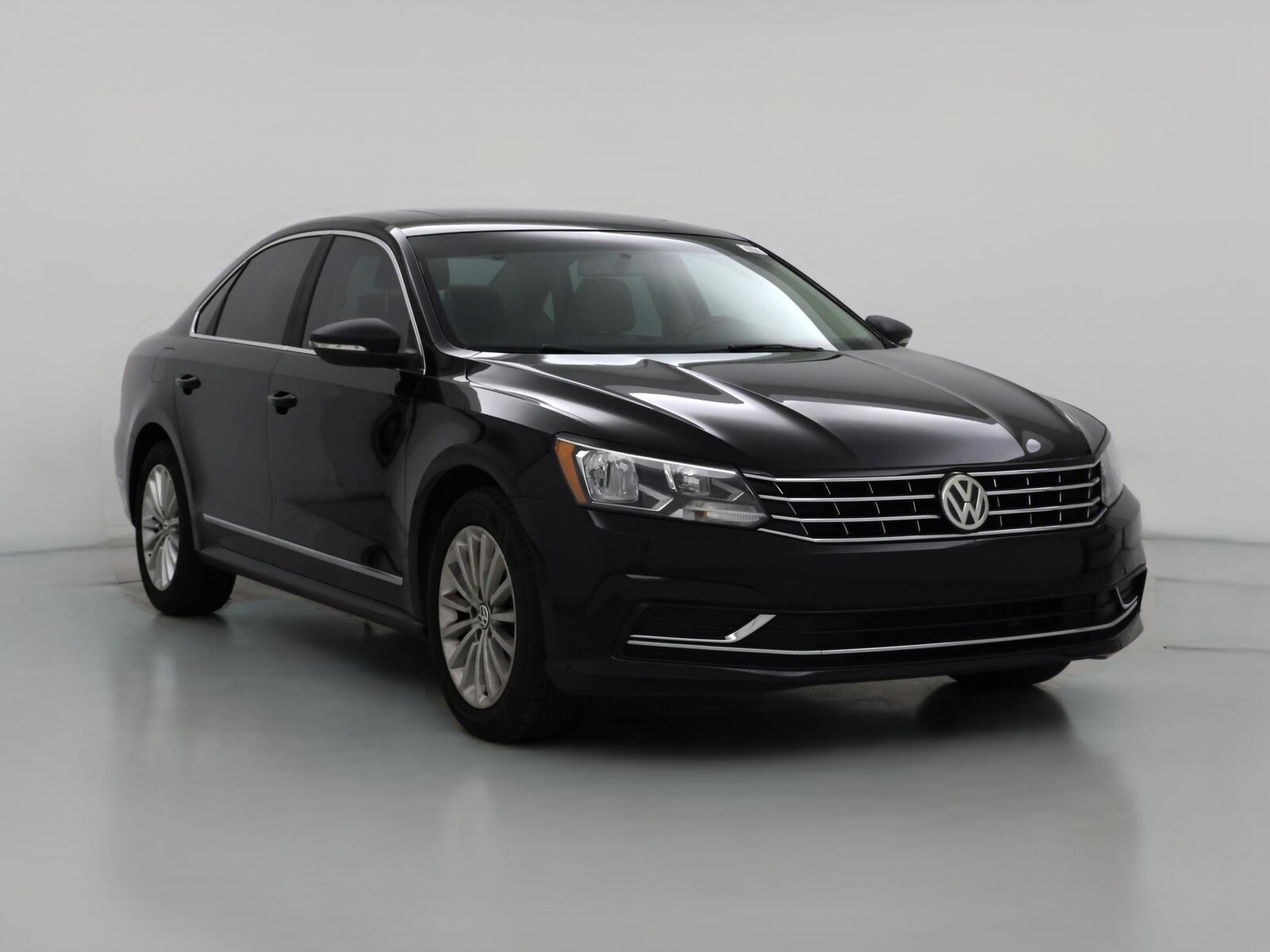 2016 Volkswagen Passat SE