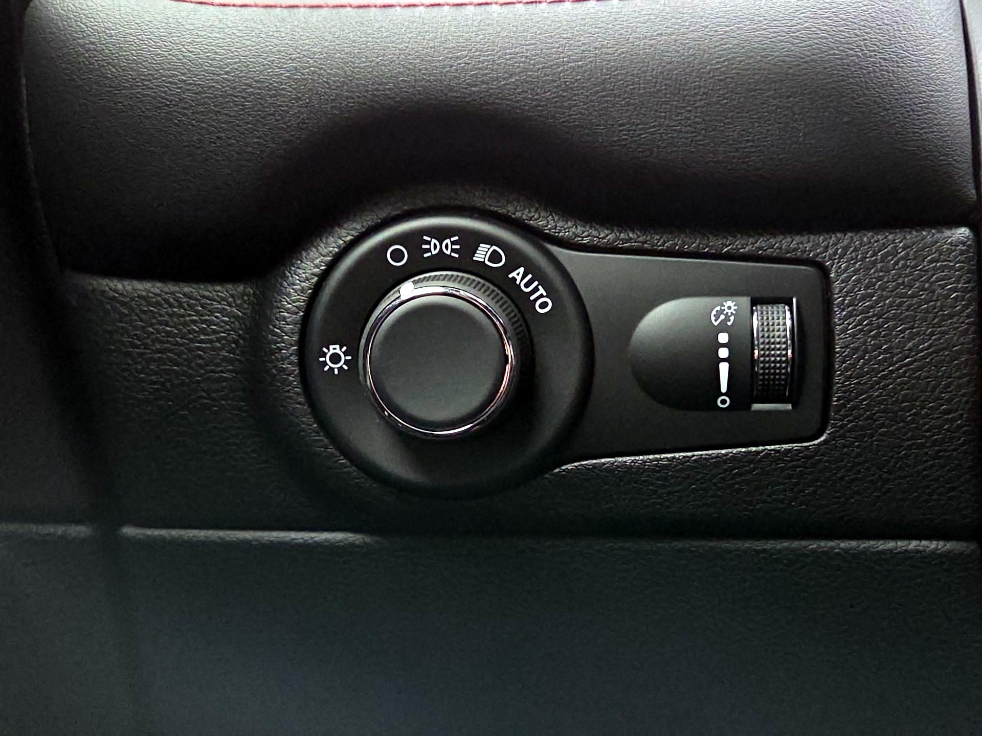 Thumbnail: 2025 Dodge Durango - 13