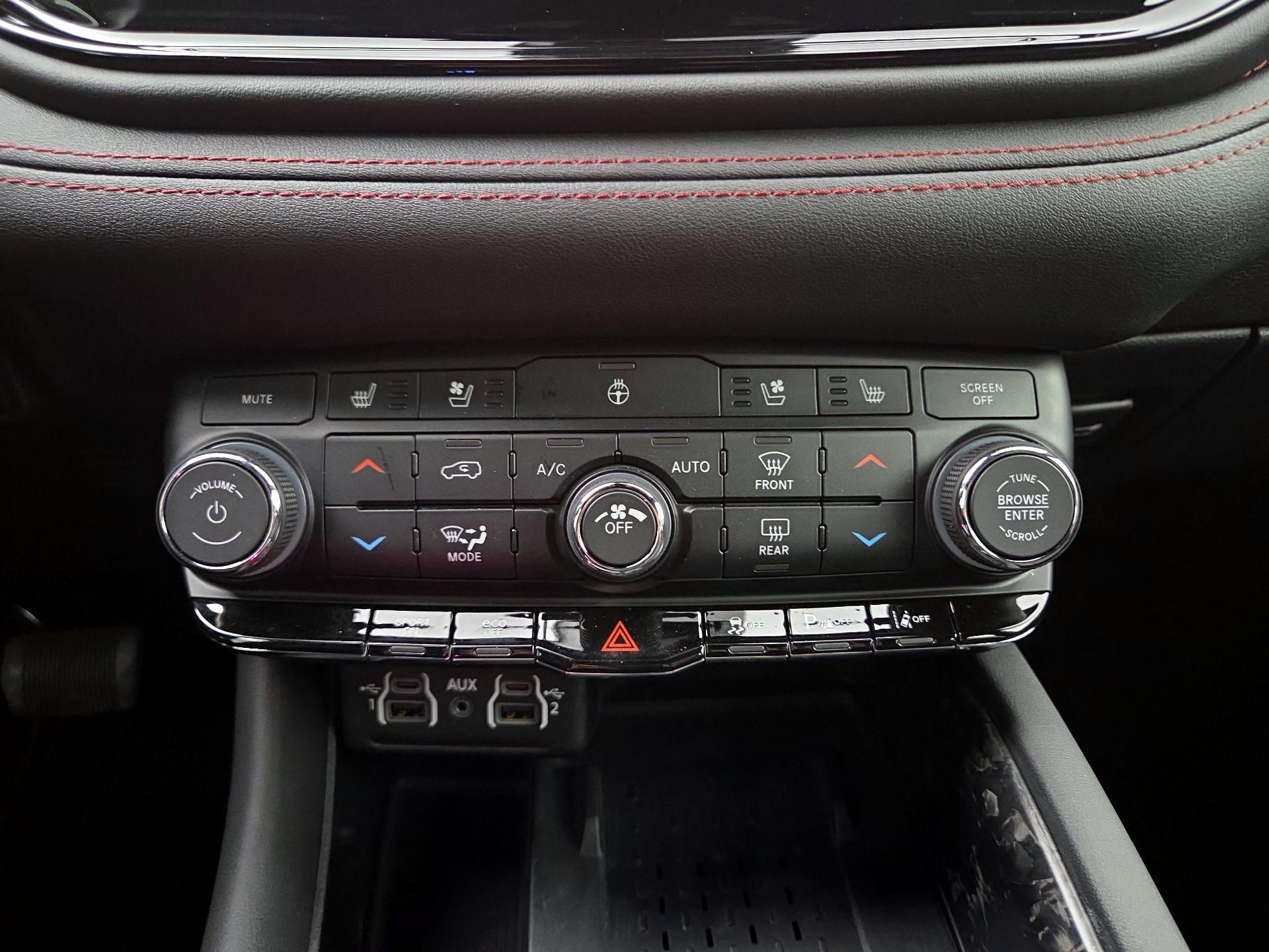 Thumbnail: 2025 Dodge Durango - 17