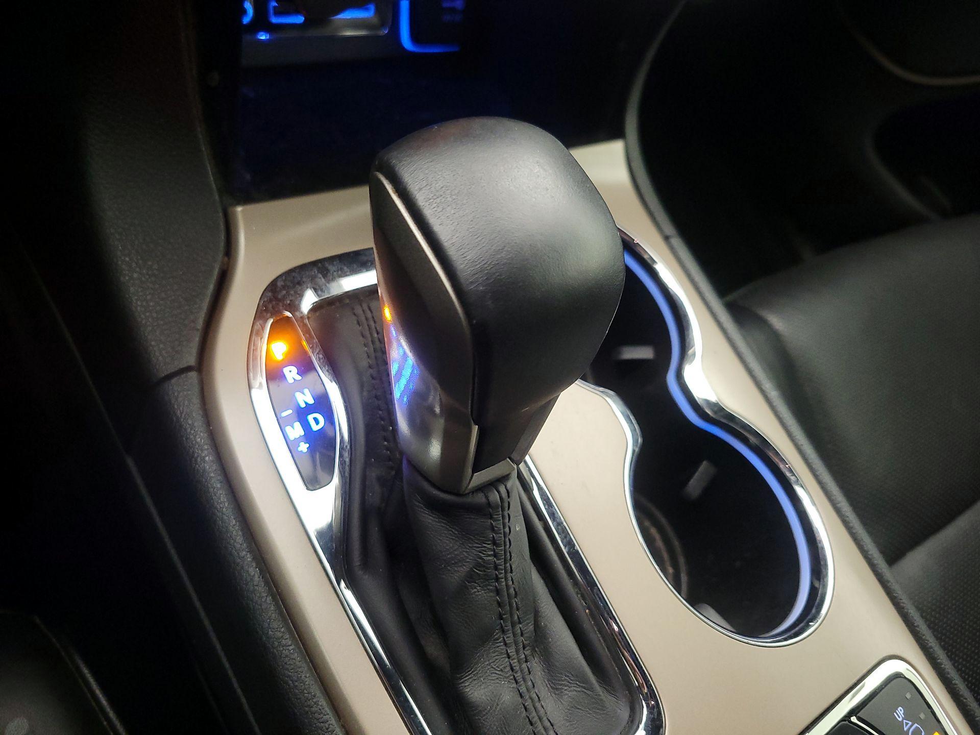 Thumbnail: 2016 Jeep Grand Cherokee - 18