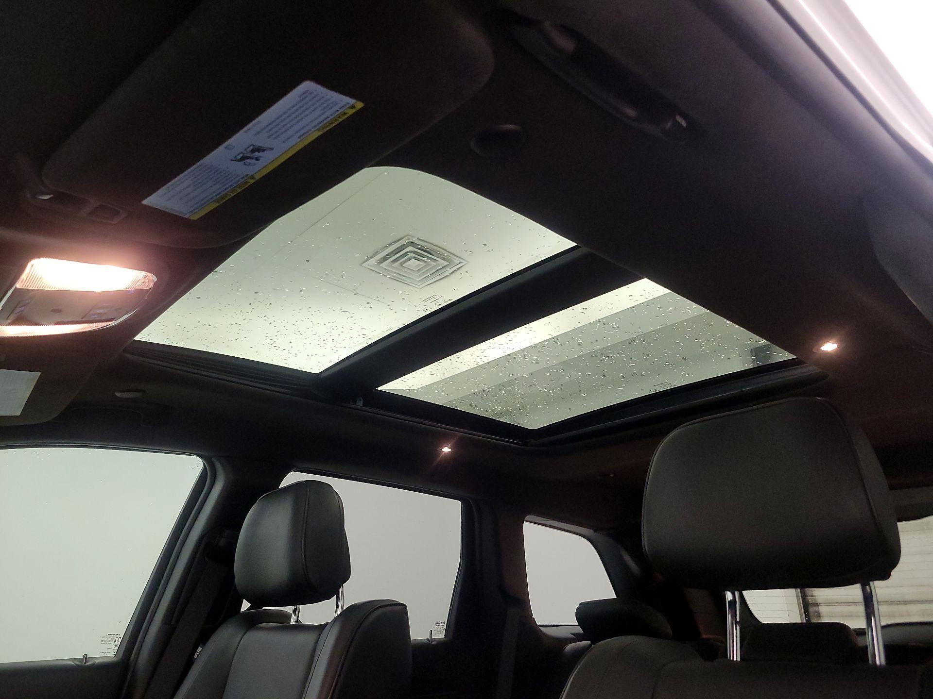 Thumbnail: 2016 Jeep Grand Cherokee - 20