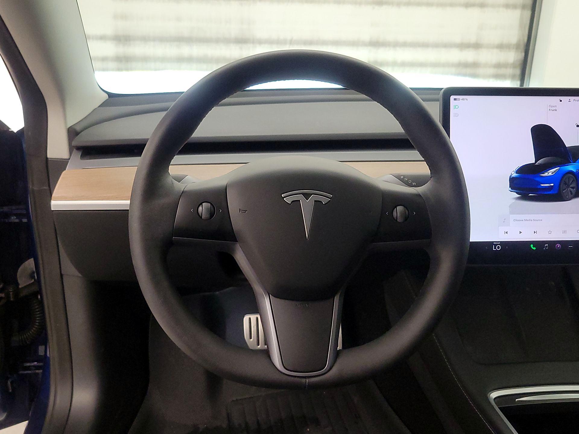 Thumbnail: 2022 Tesla Model 3 - 10