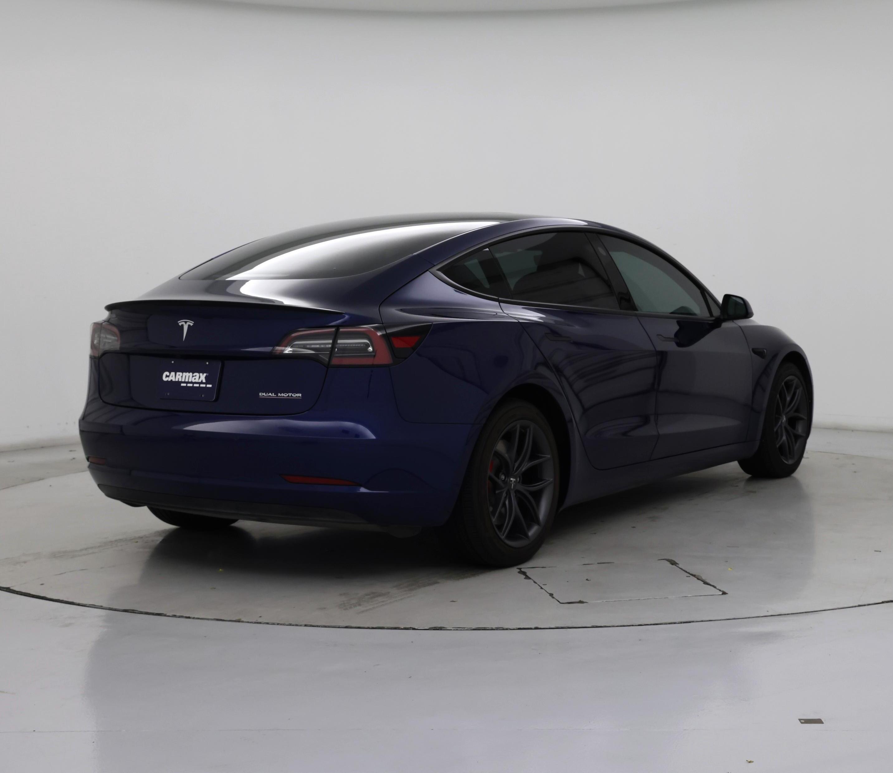 Thumbnail: 2022 Tesla Model 3 - 8