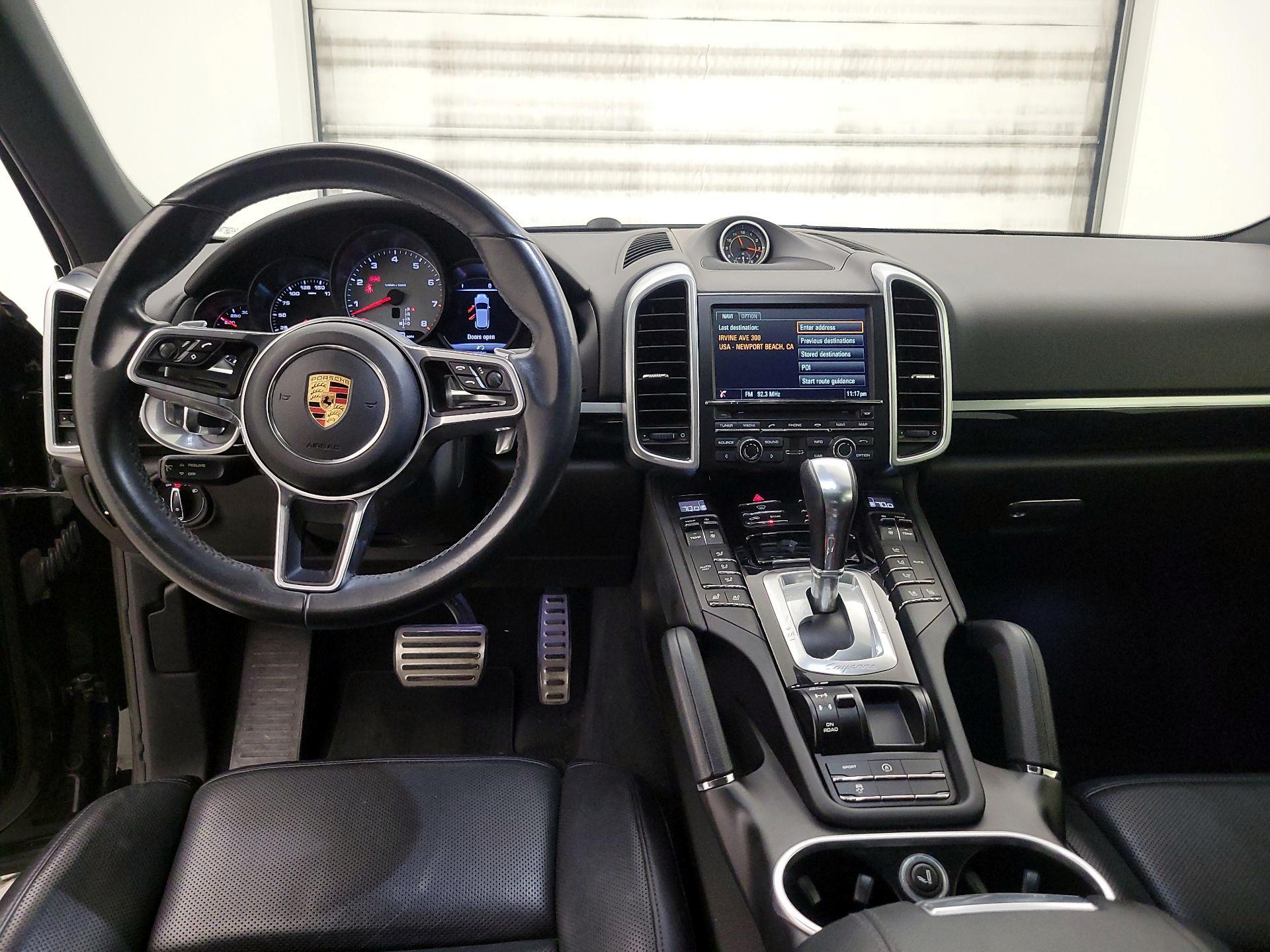 Thumbnail: 2016 Porsche Cayenne - 9