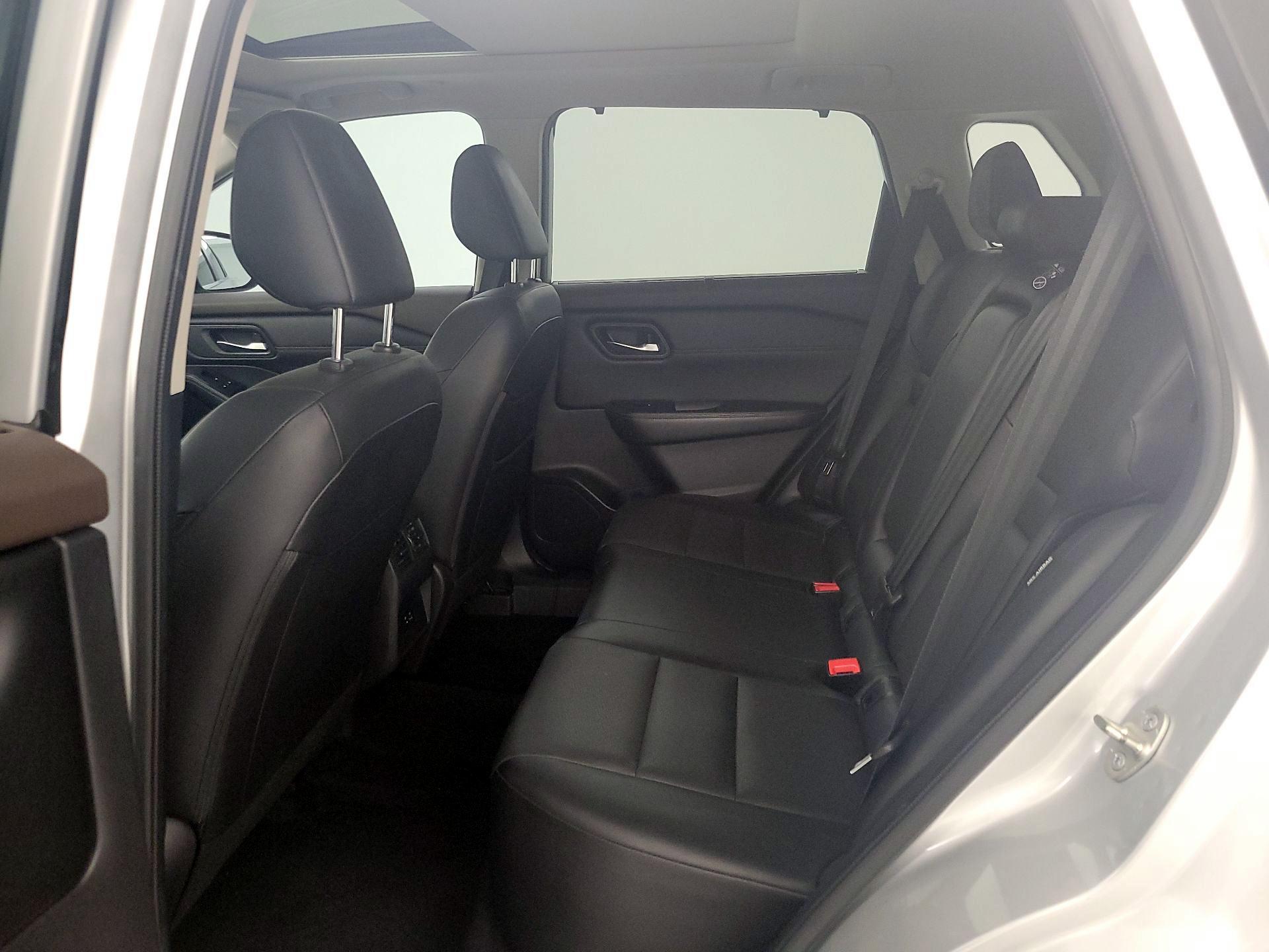 Thumbnail: 2023 Nissan Rogue - 20