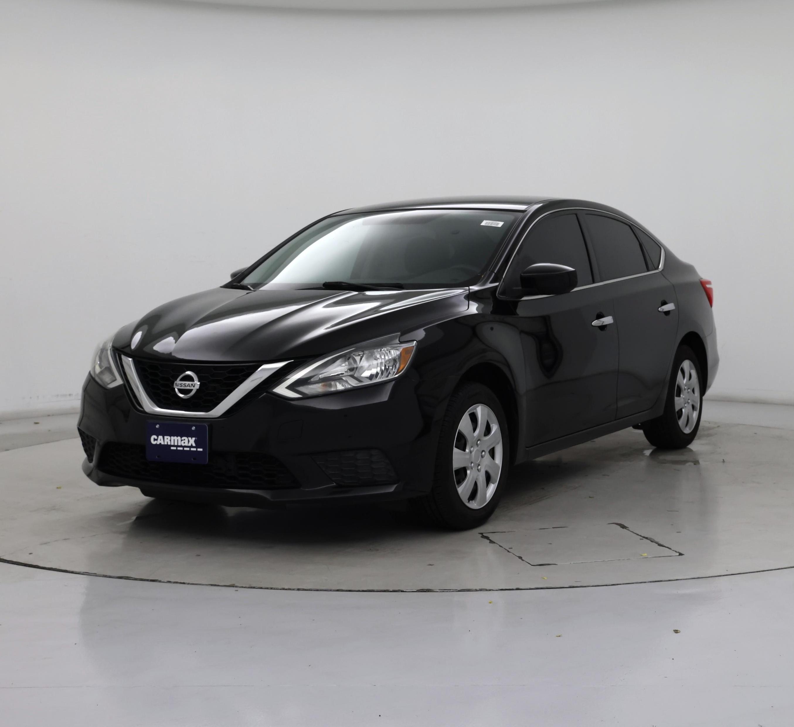 Thumbnail: 2016 Nissan Sentra - 4