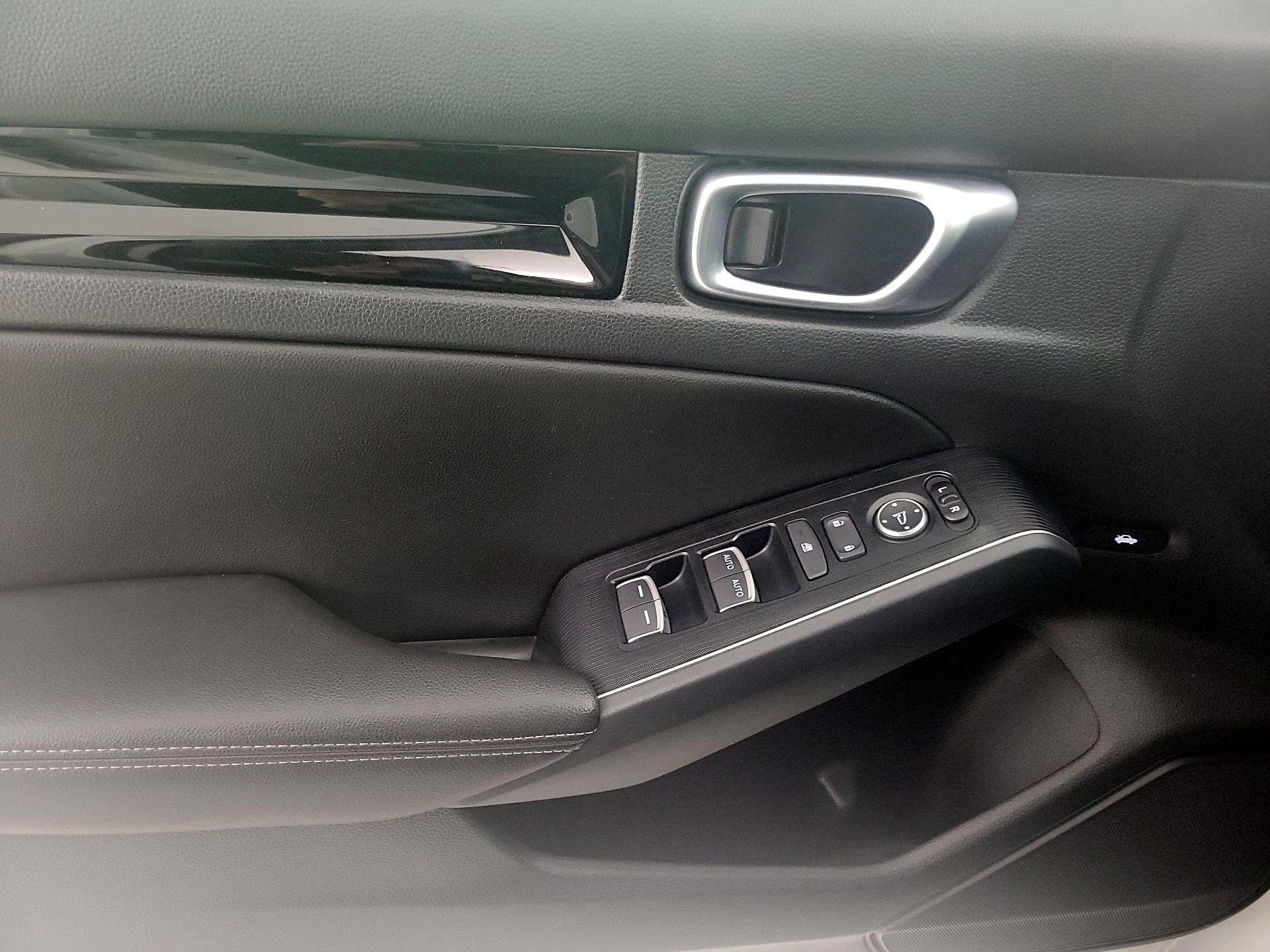 Thumbnail: 2024 Honda Civic - 12