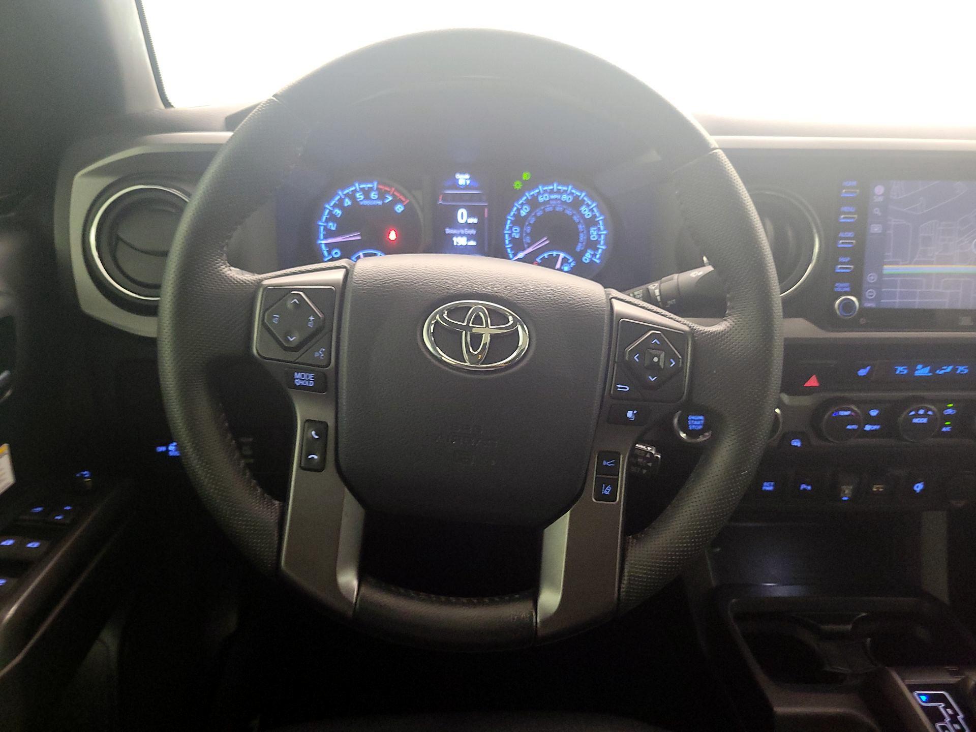 Thumbnail: 2020 Toyota Tacoma - 10