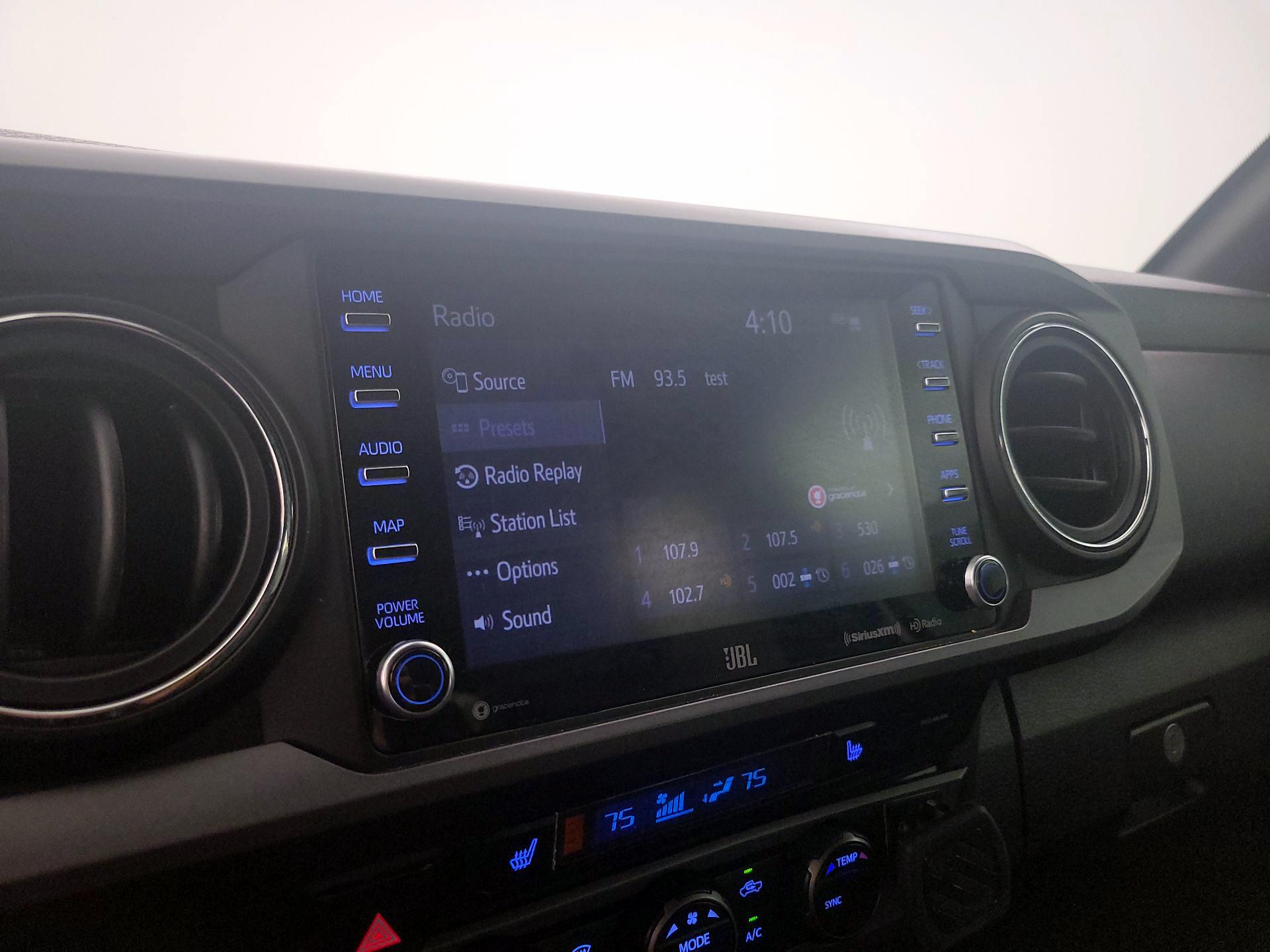 Thumbnail: 2020 Toyota Tacoma - 16