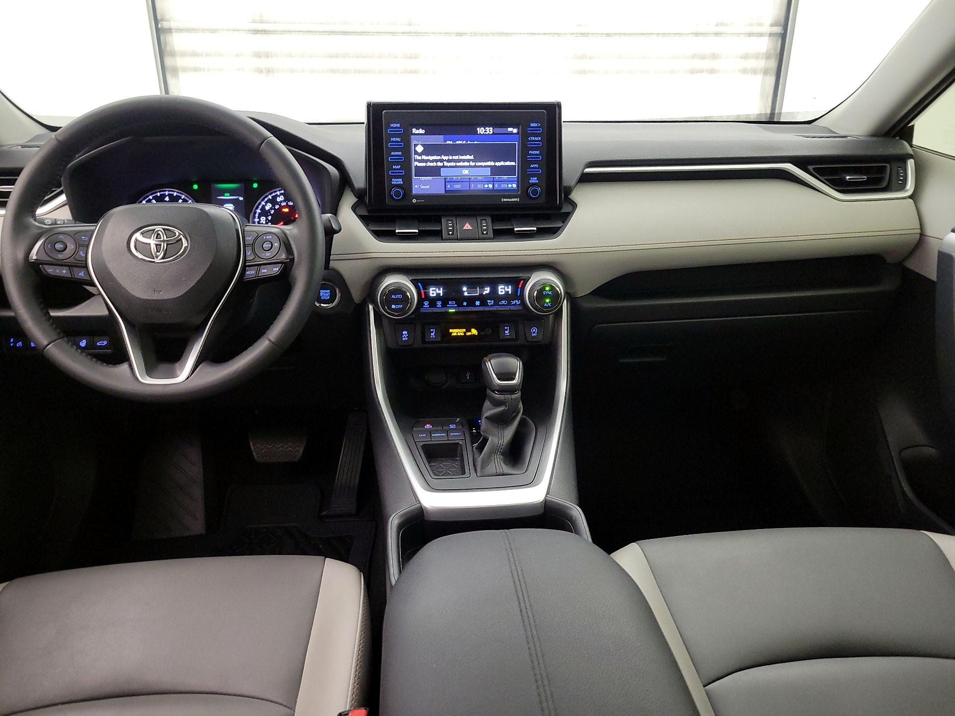 Thumbnail: 2021 Toyota RAV4 - 9