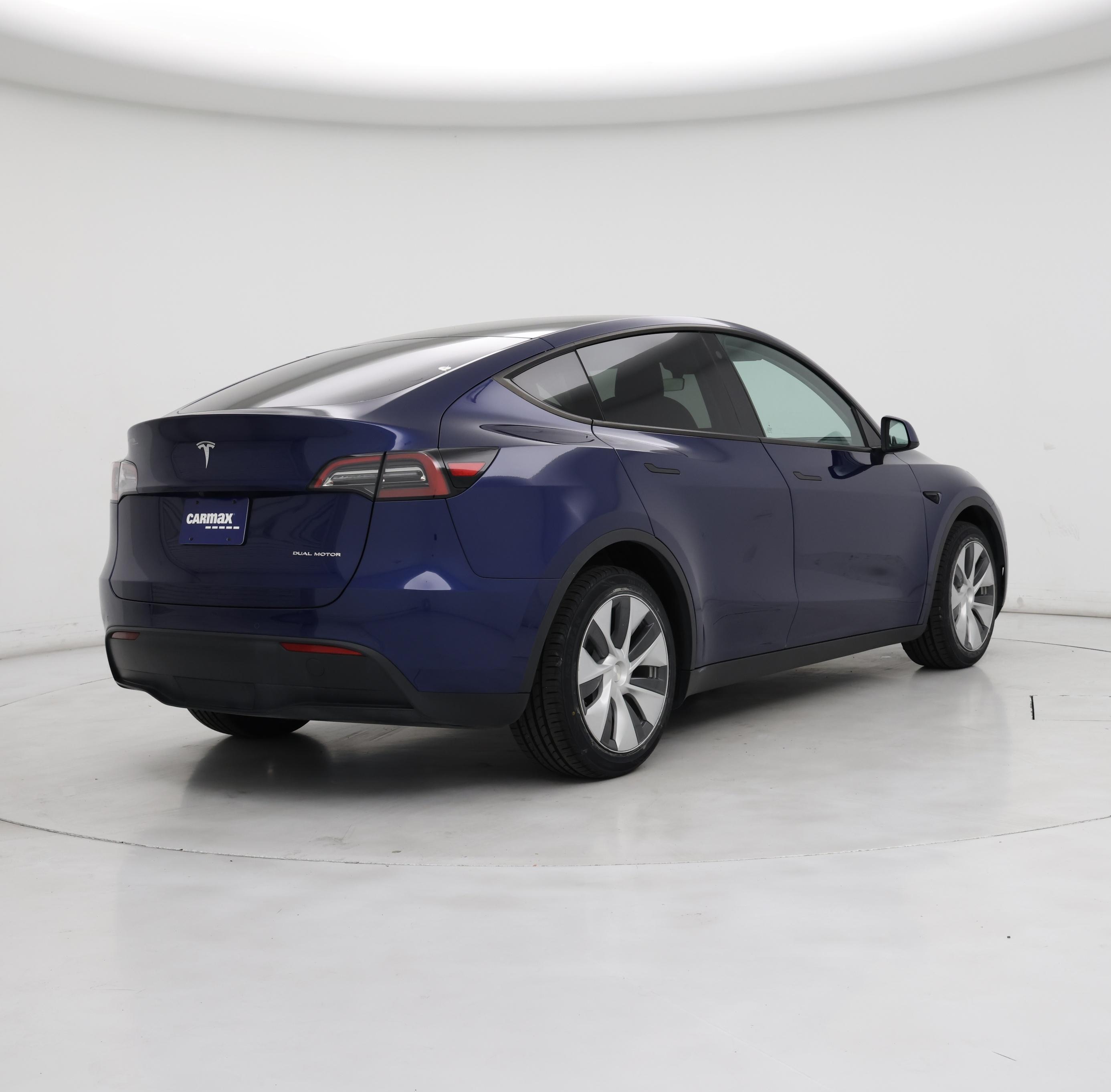 Thumbnail: 2023 Tesla Model Y - 8