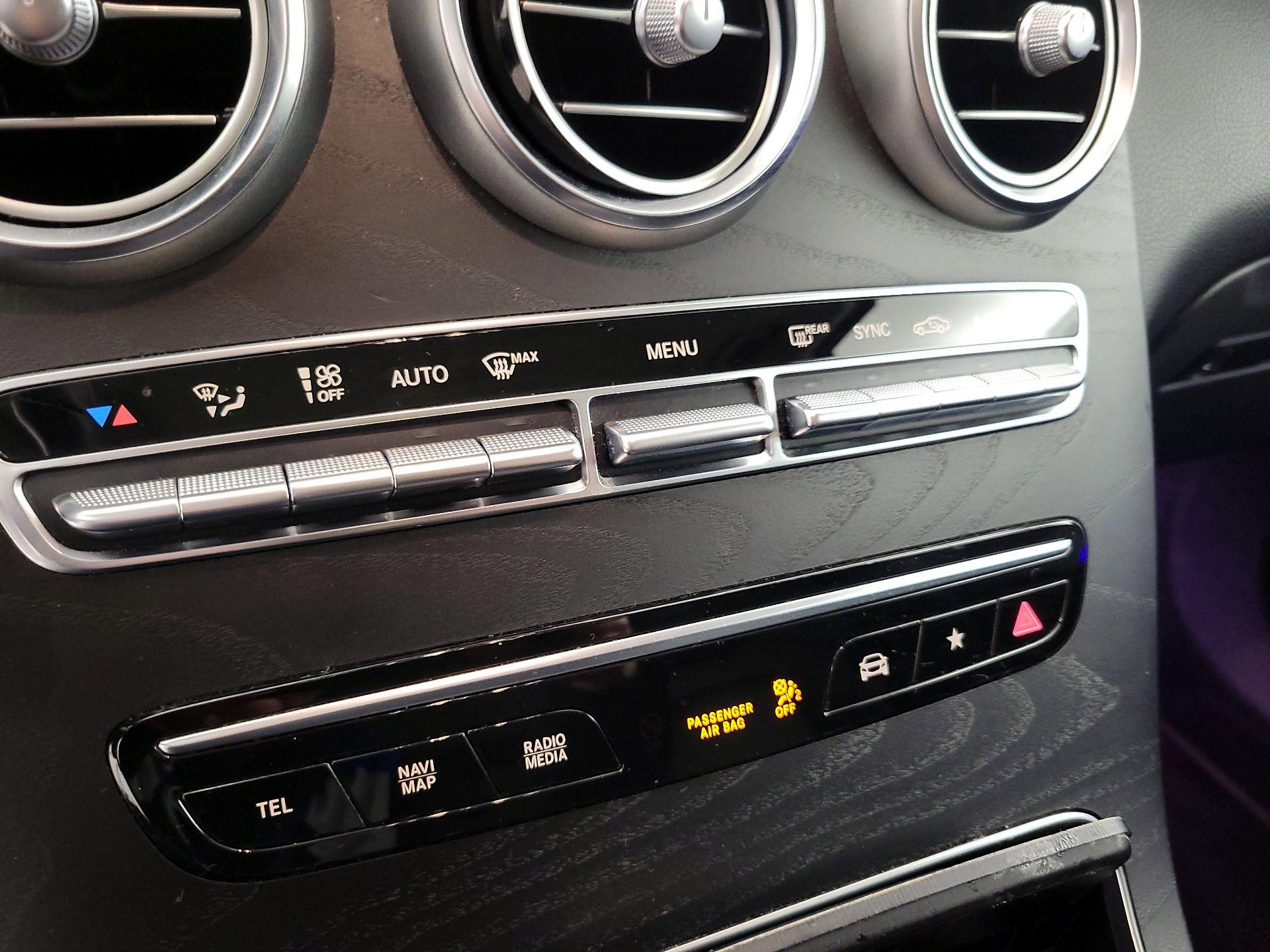 Thumbnail: 2020 Mercedes-Benz GLC - 17