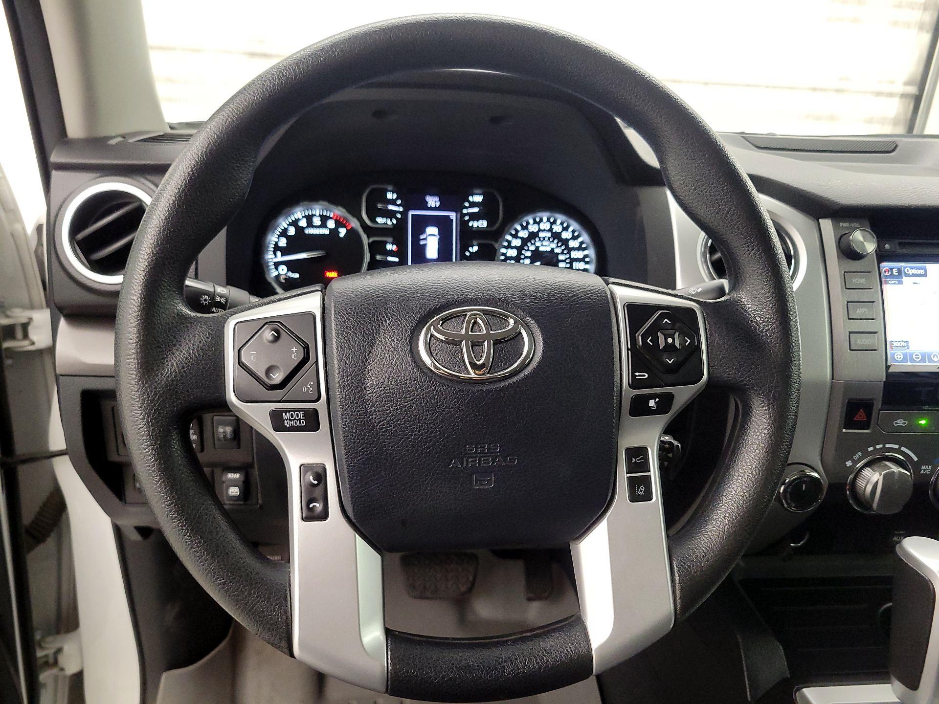 Thumbnail: 2019 Toyota Tundra - 10