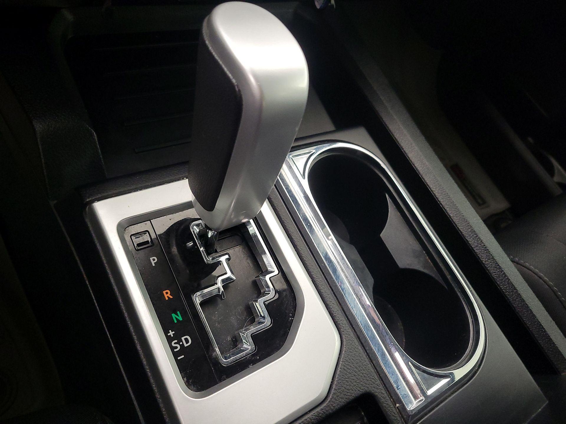 Thumbnail: 2019 Toyota Tundra - 18