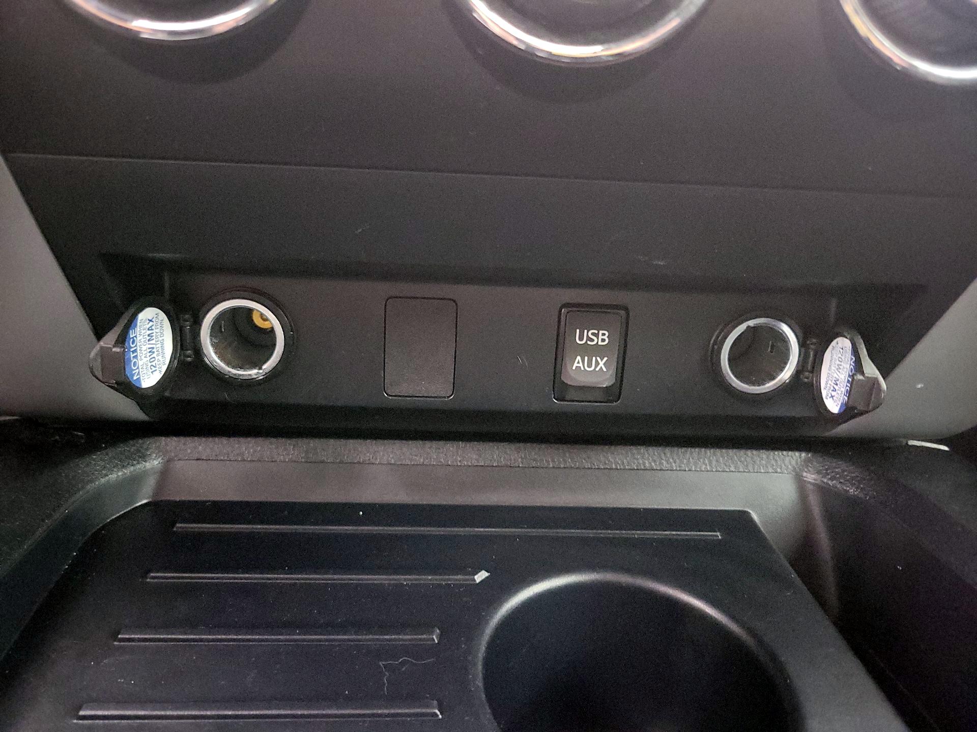 Thumbnail: 2019 Toyota Tundra - 19