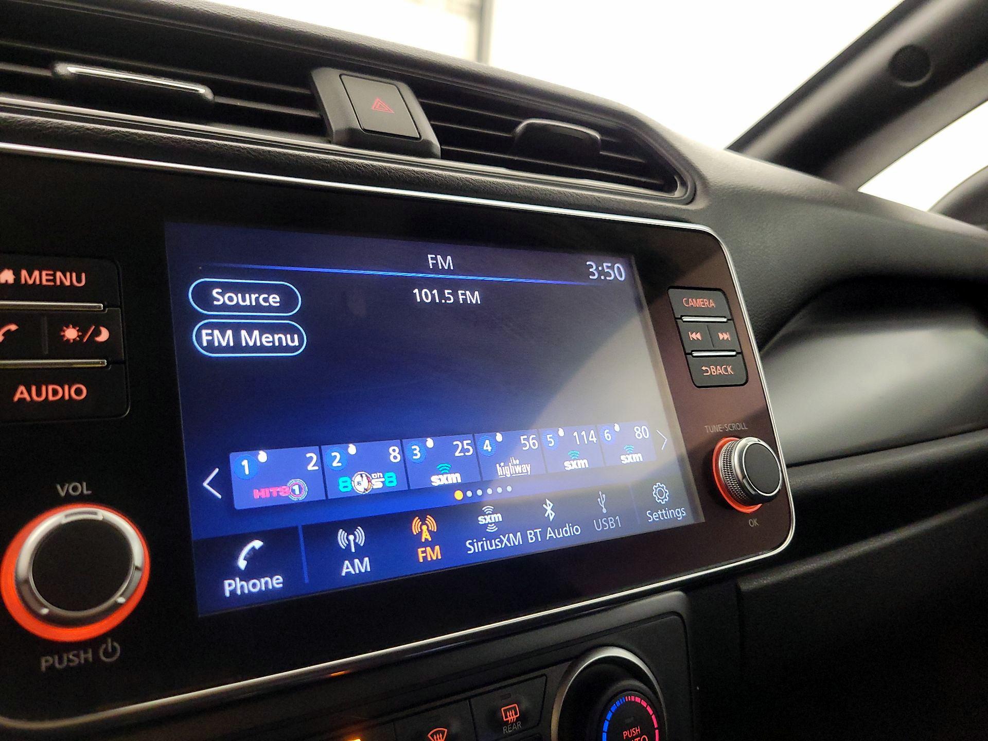 Thumbnail: 2022 Nissan Leaf - 15