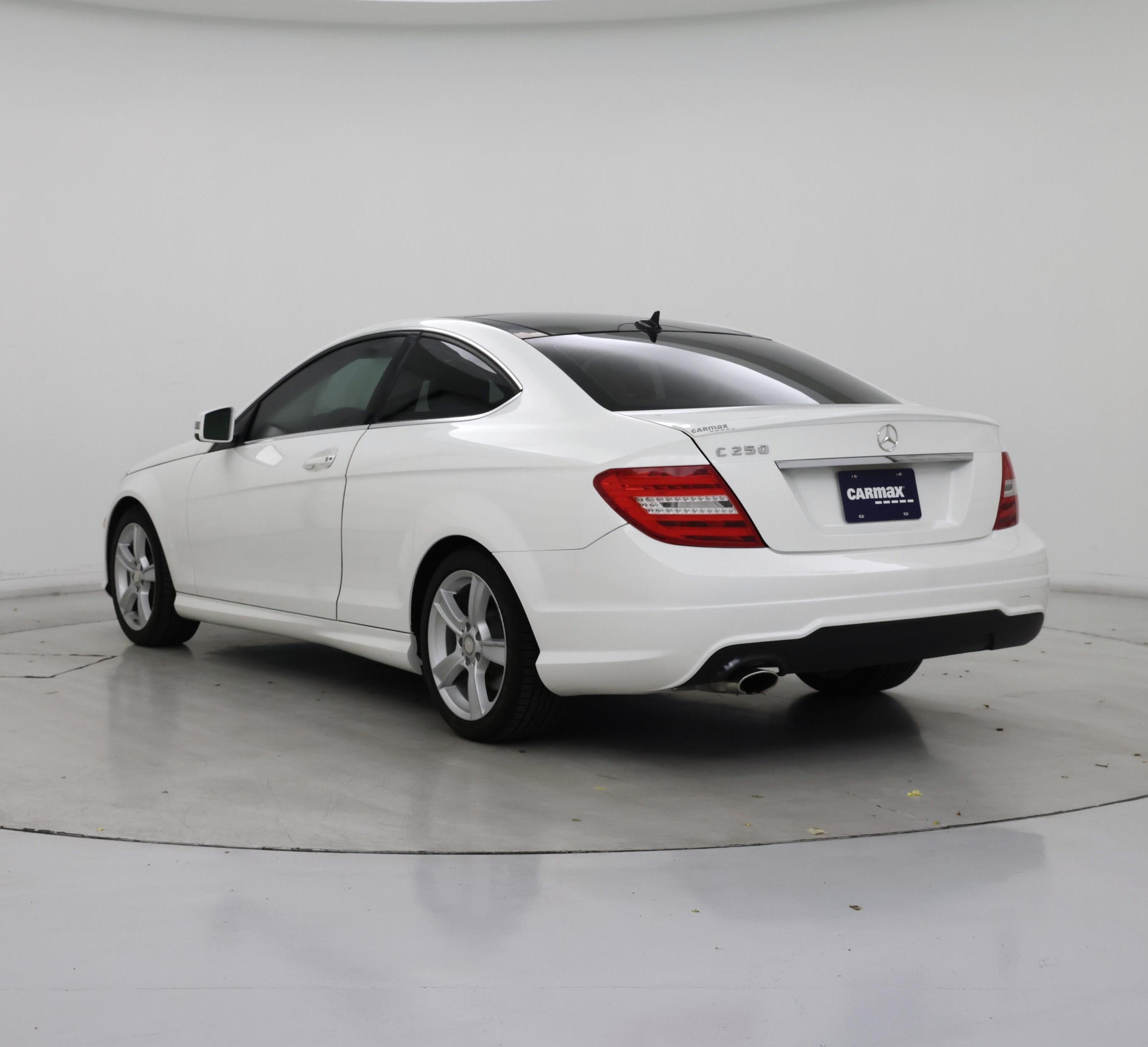 Thumbnail: 2015 Mercedes-Benz C-Class - 2