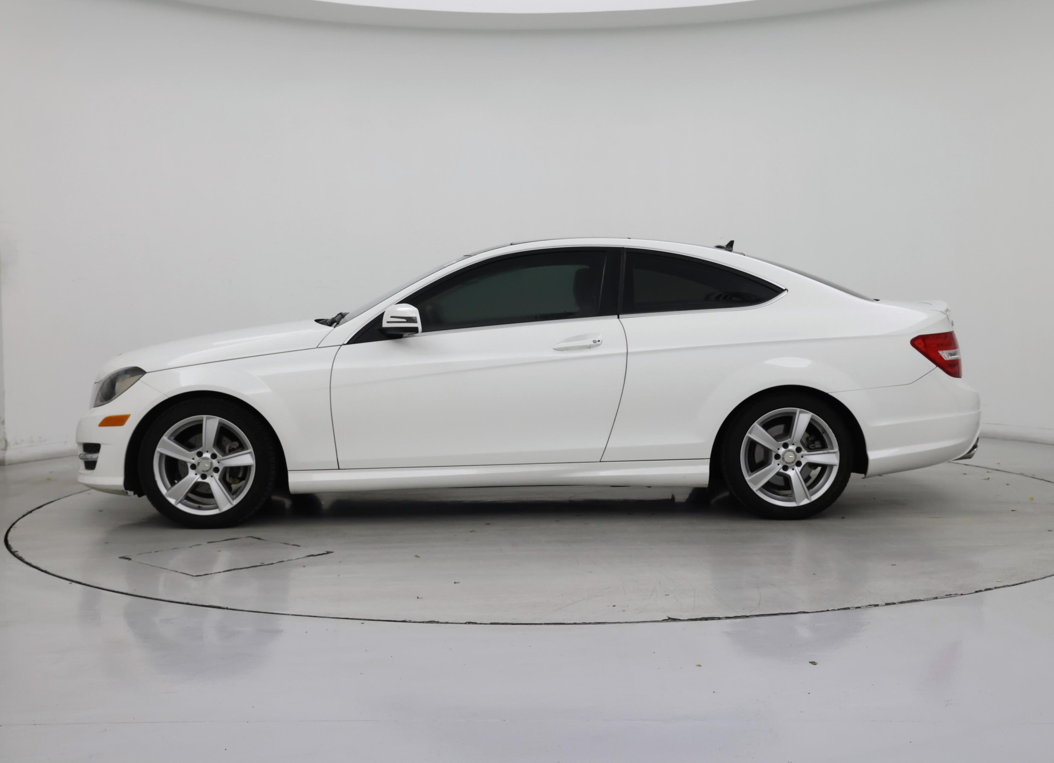 Thumbnail: 2015 Mercedes-Benz C-Class - 3