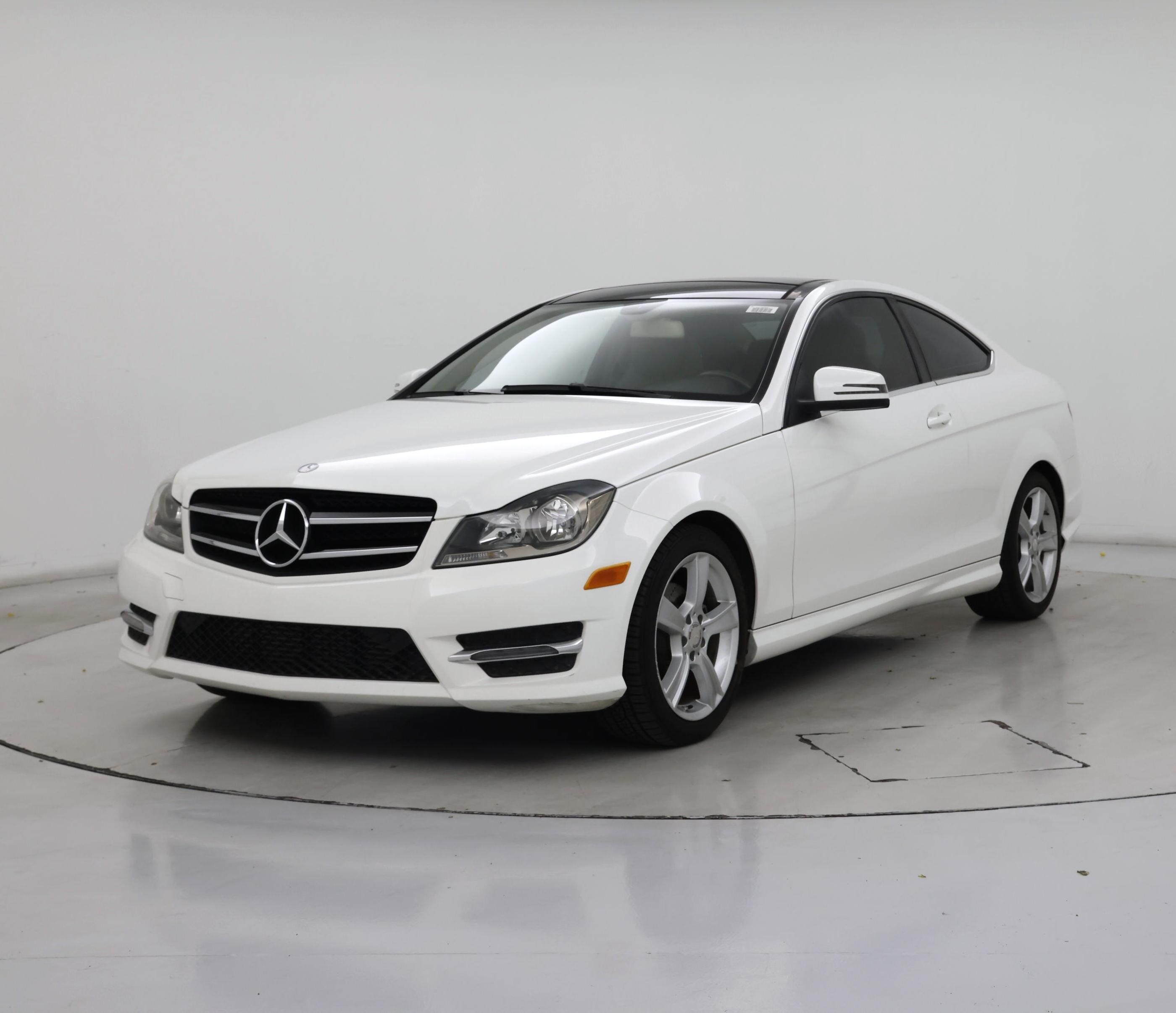 Thumbnail: 2015 Mercedes-Benz C-Class - 4